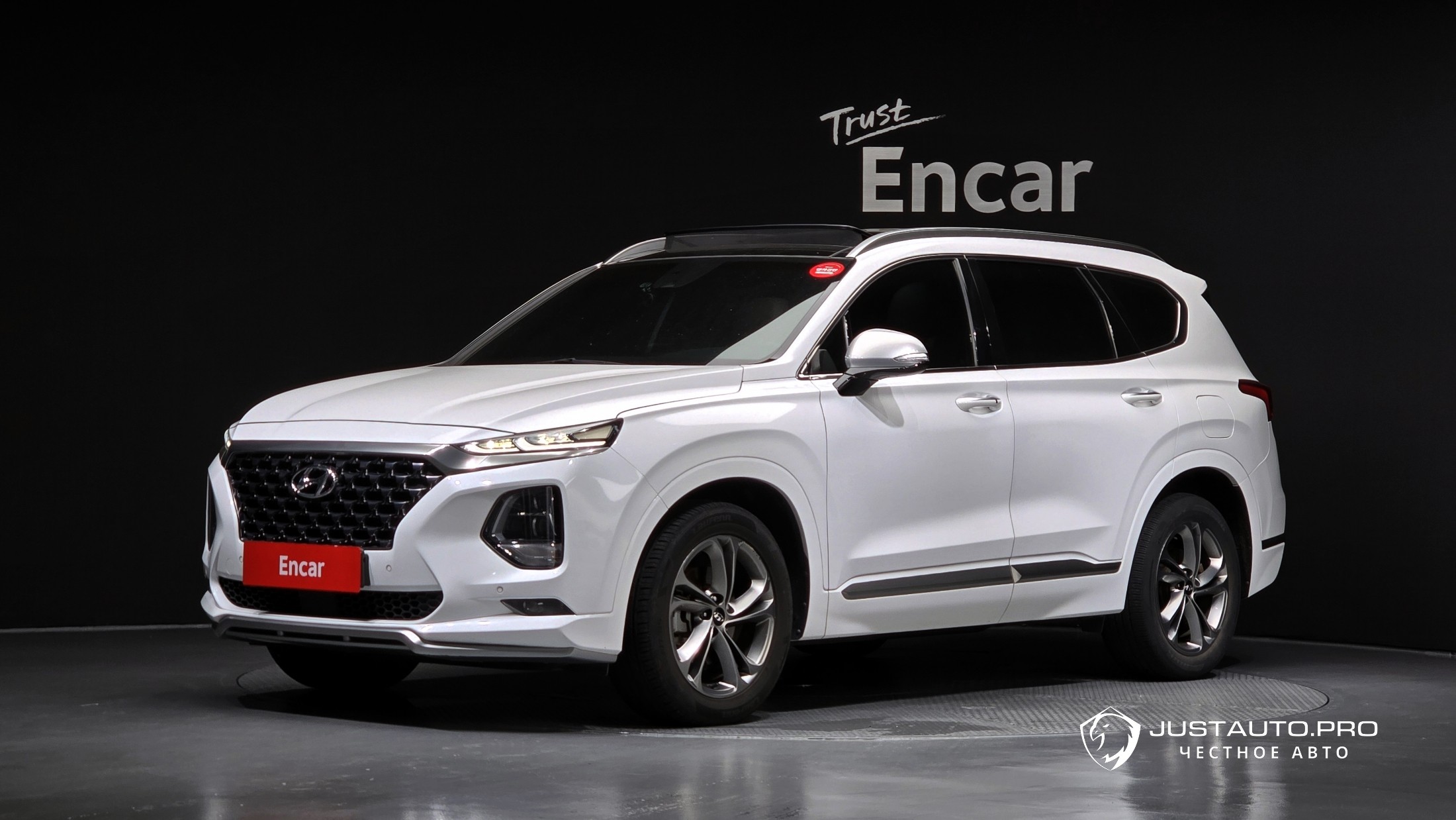 Автомобиль Hyundai Santafe