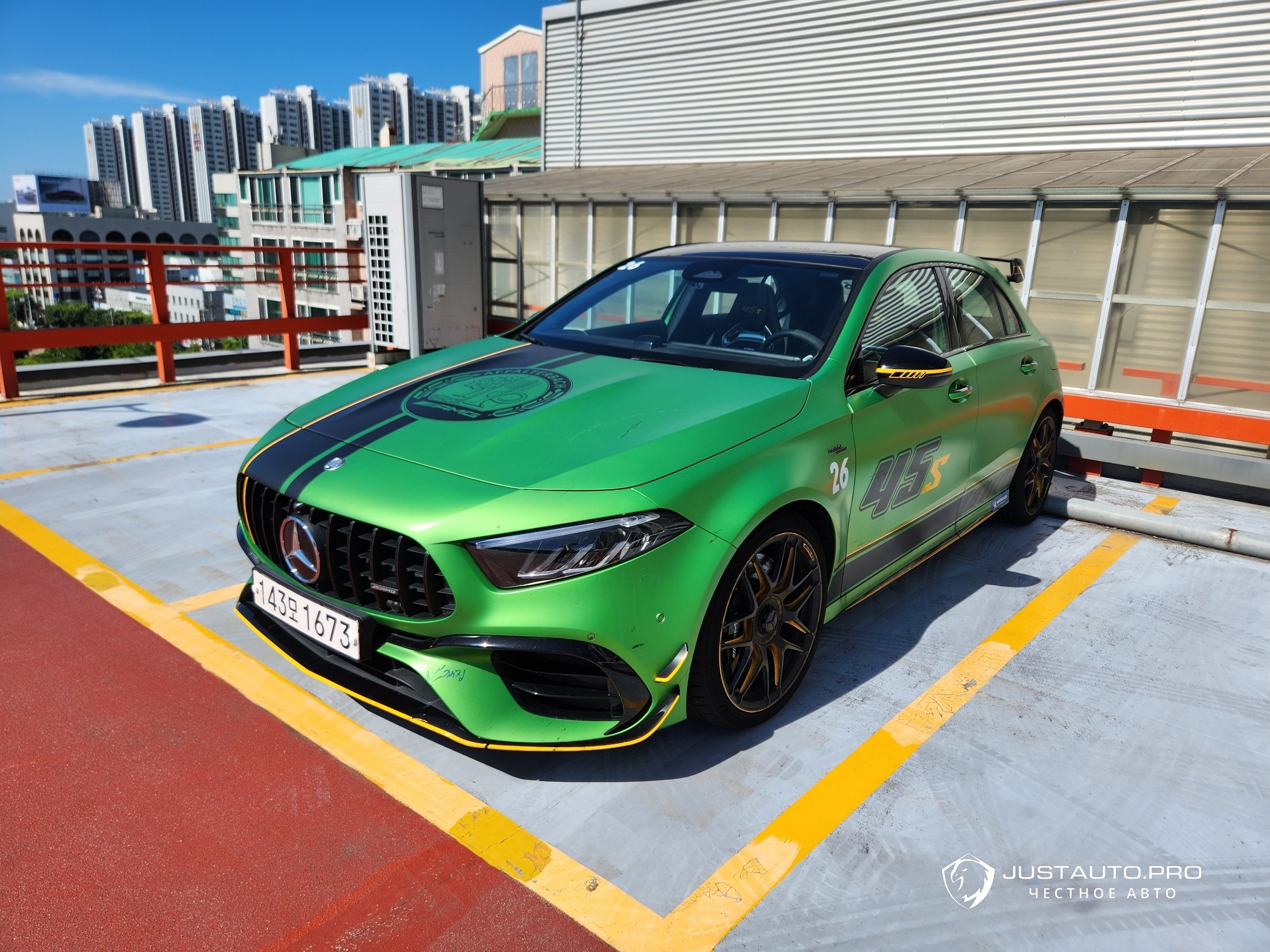 Автомобиль Mercedes-Benz A-Class