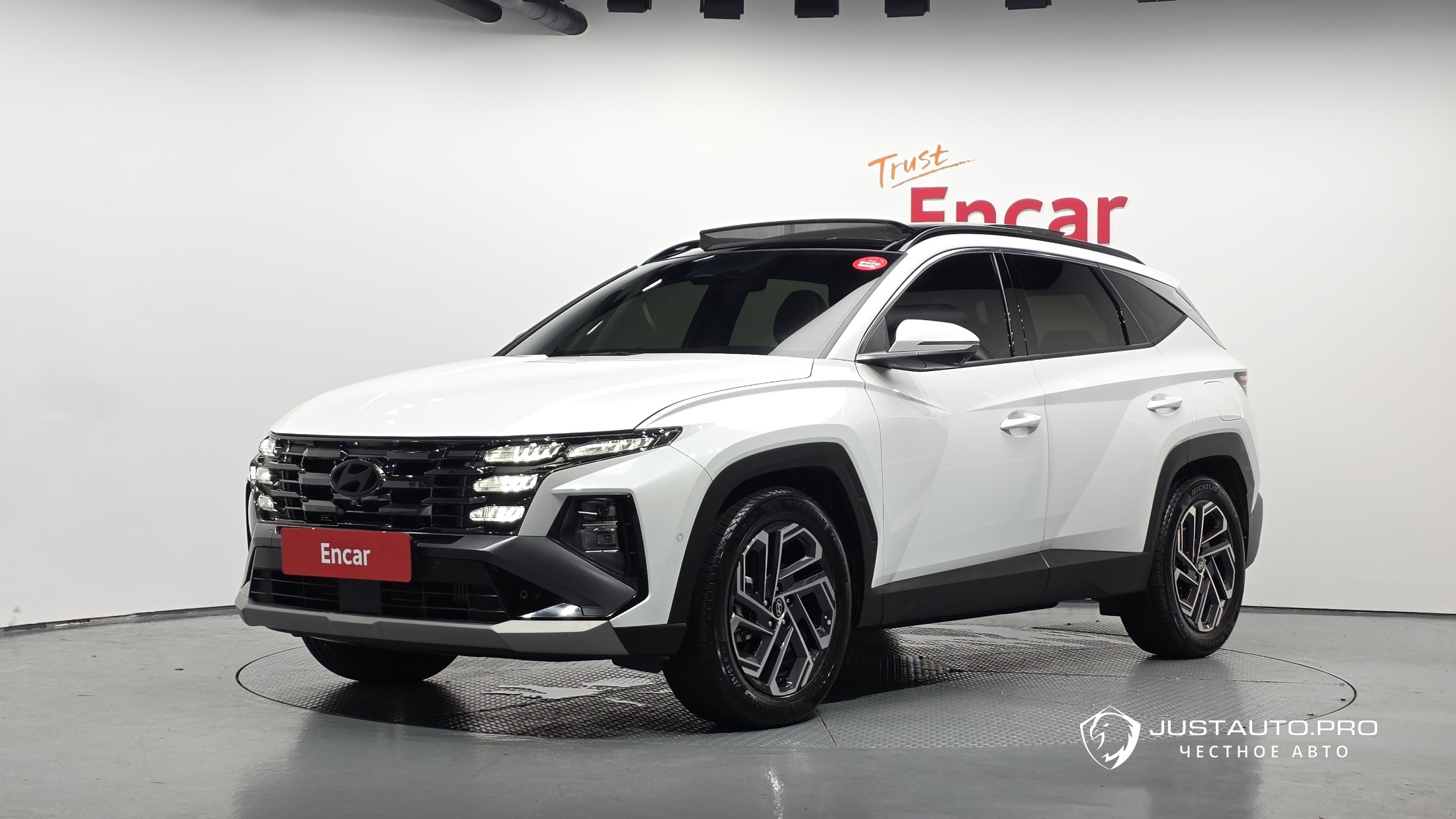 Автомобиль Hyundai Tucson