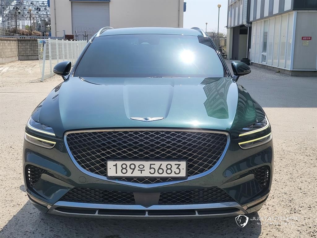 Автомобиль Genesis GV70