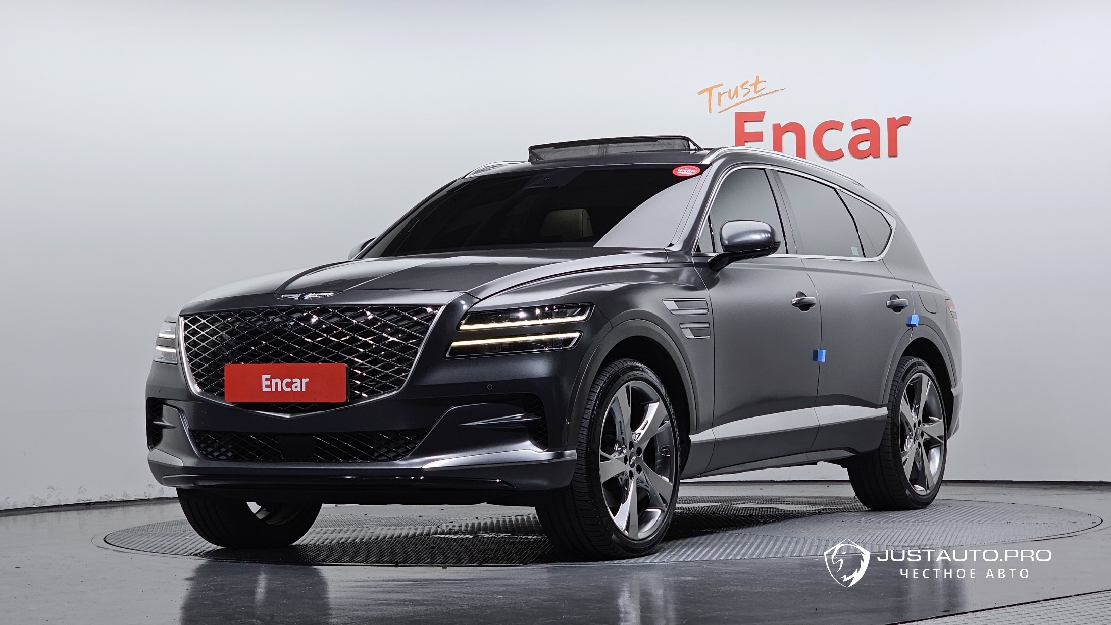 Автомобиль Genesis GV80