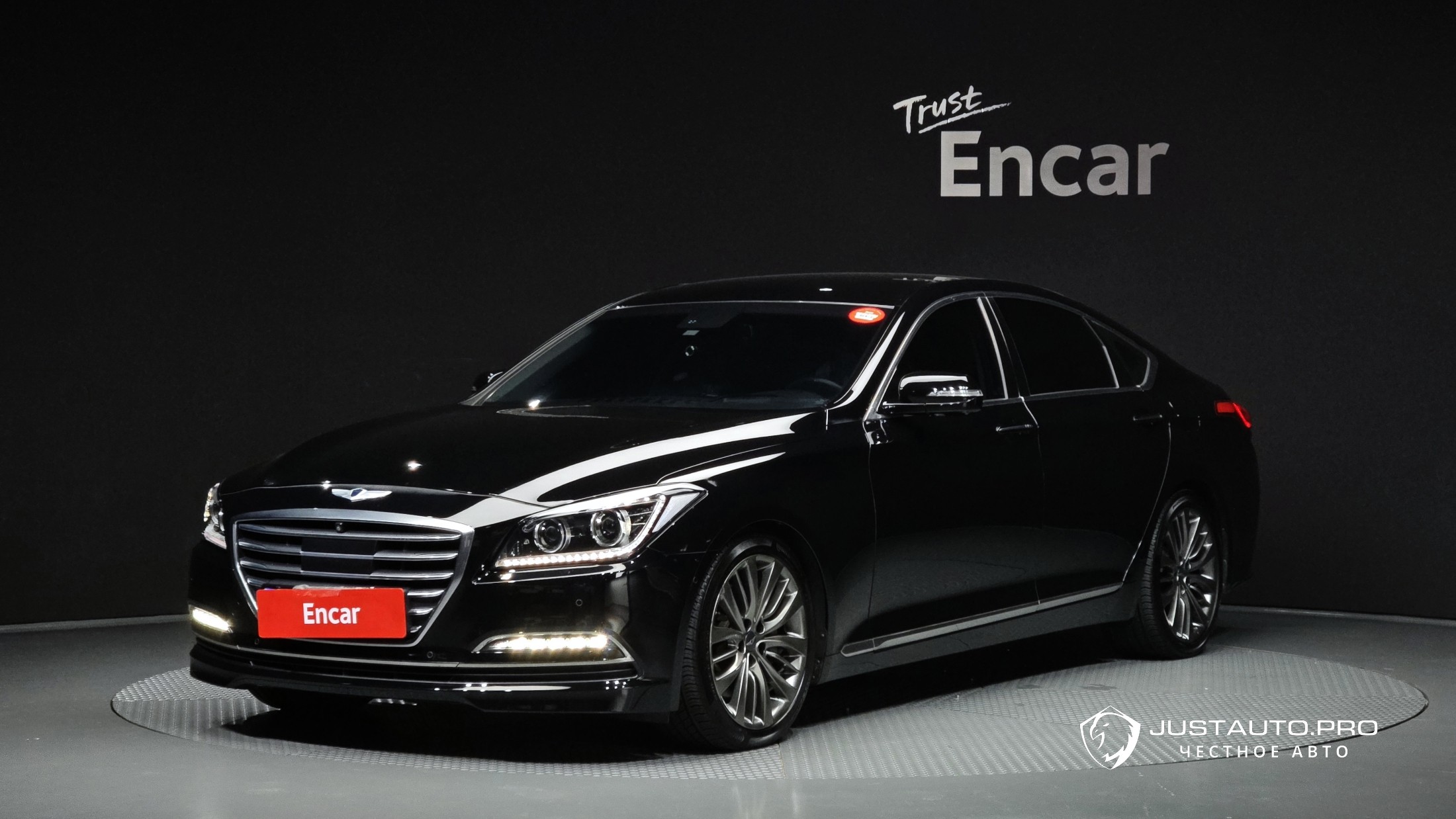 Автомобиль Hyundai Genesis
