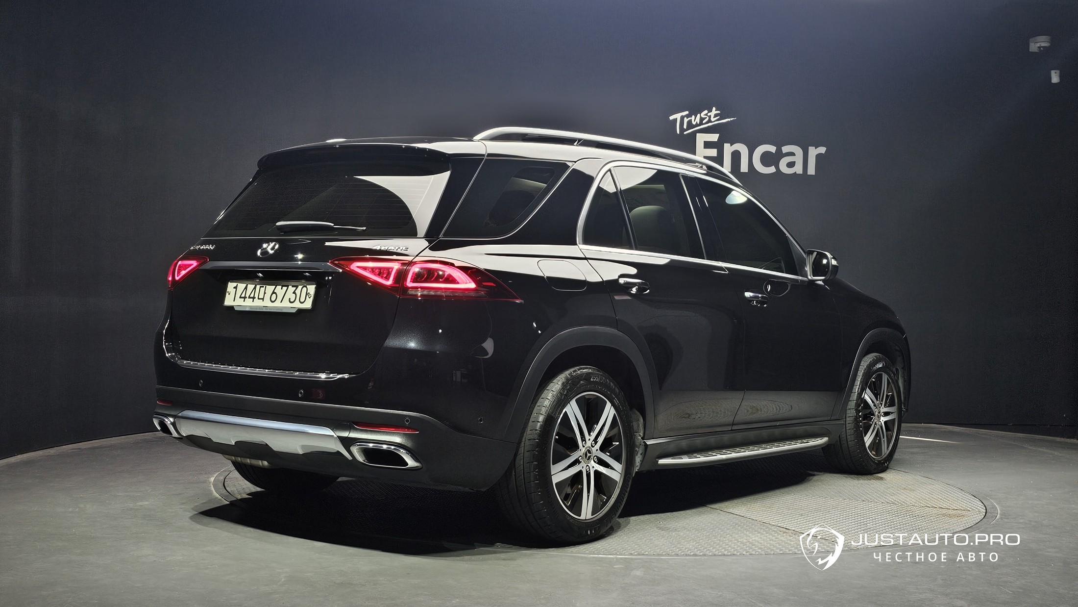 Автомобиль Mercedes-Benz GLE-Class