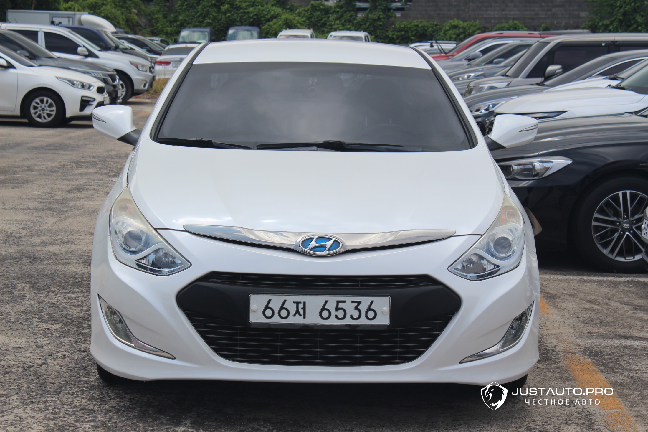 Автомобиль Hyundai Sonata