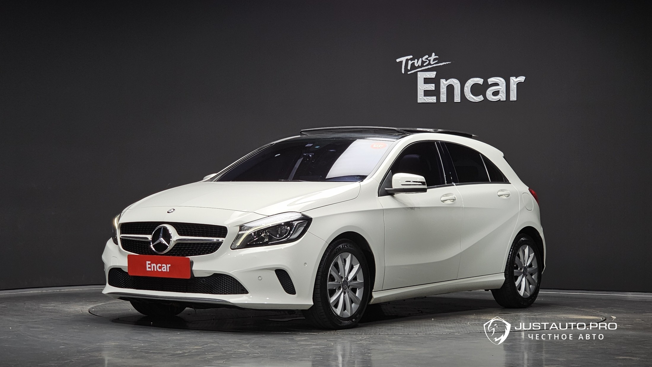 Автомобиль Mercedes-Benz A-Class