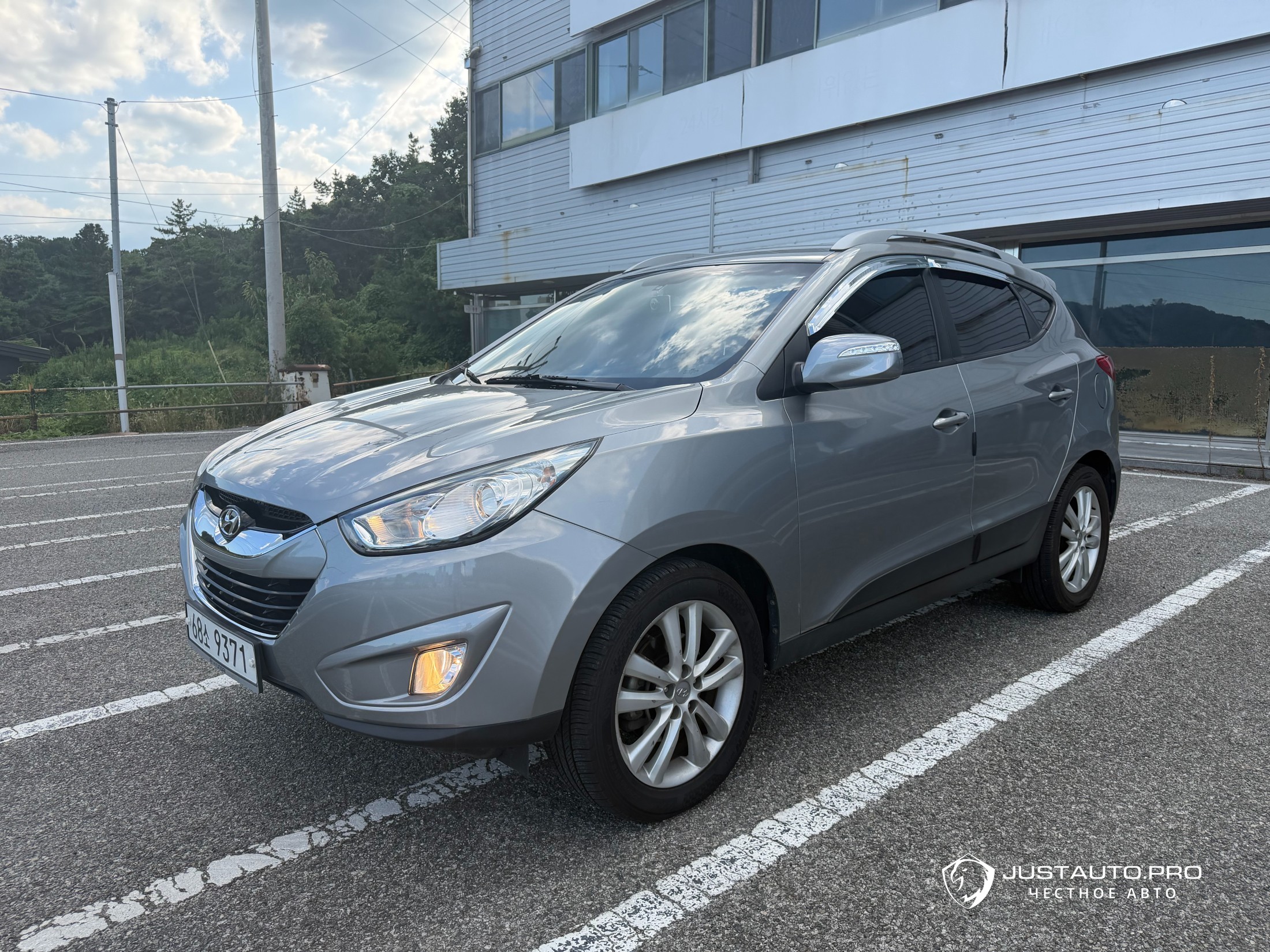 Автомобиль Hyundai Tucson
