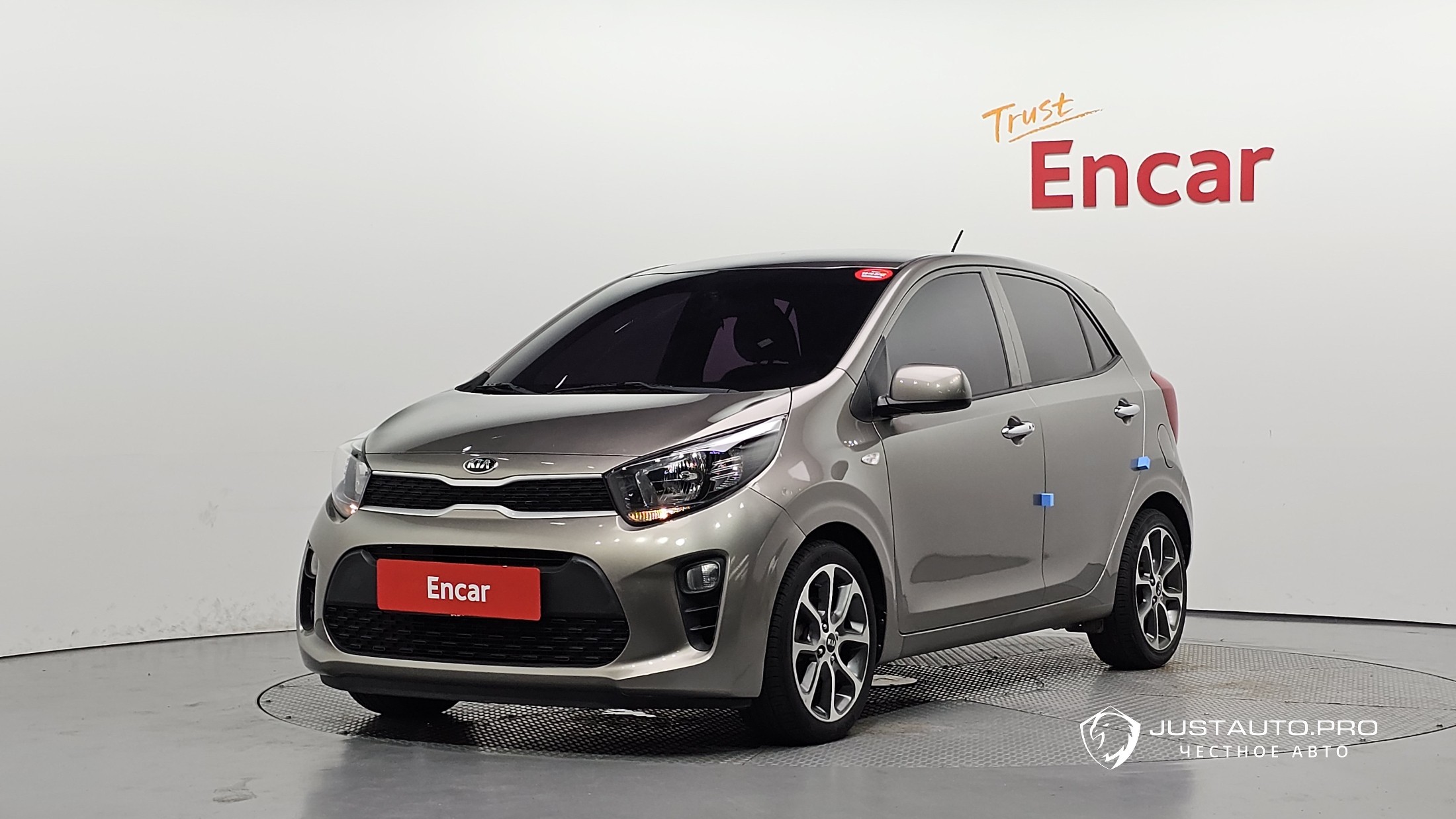 Автомобиль Kia morning
