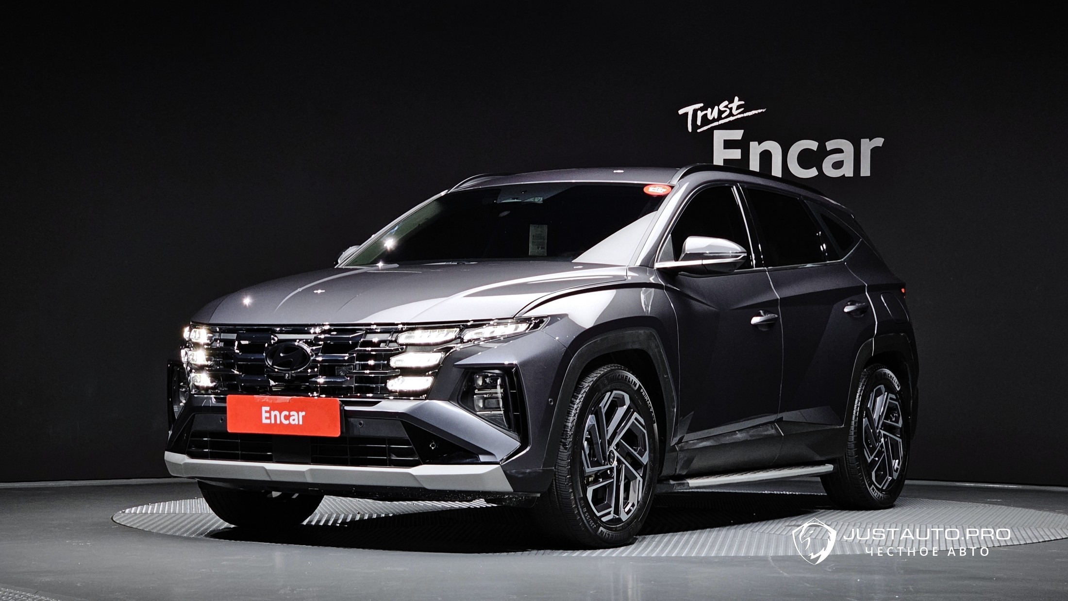 Автомобиль Hyundai Tucson