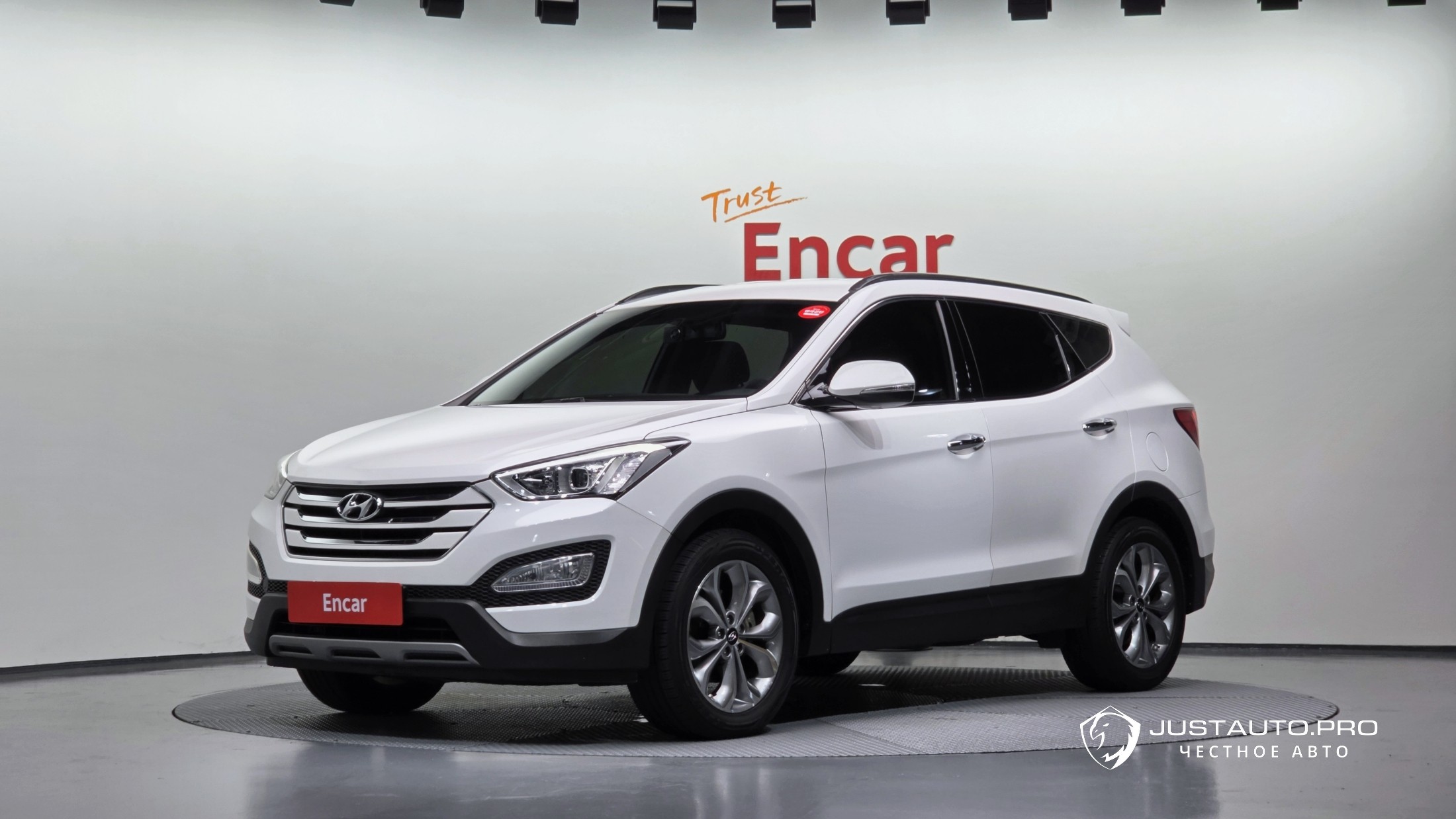Автомобиль Hyundai Santafe