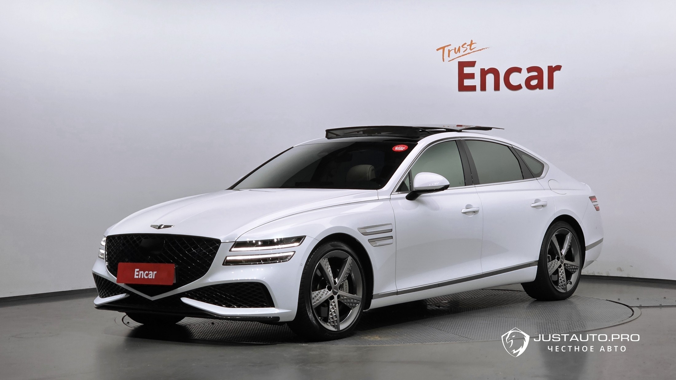 Автомобиль Genesis G80