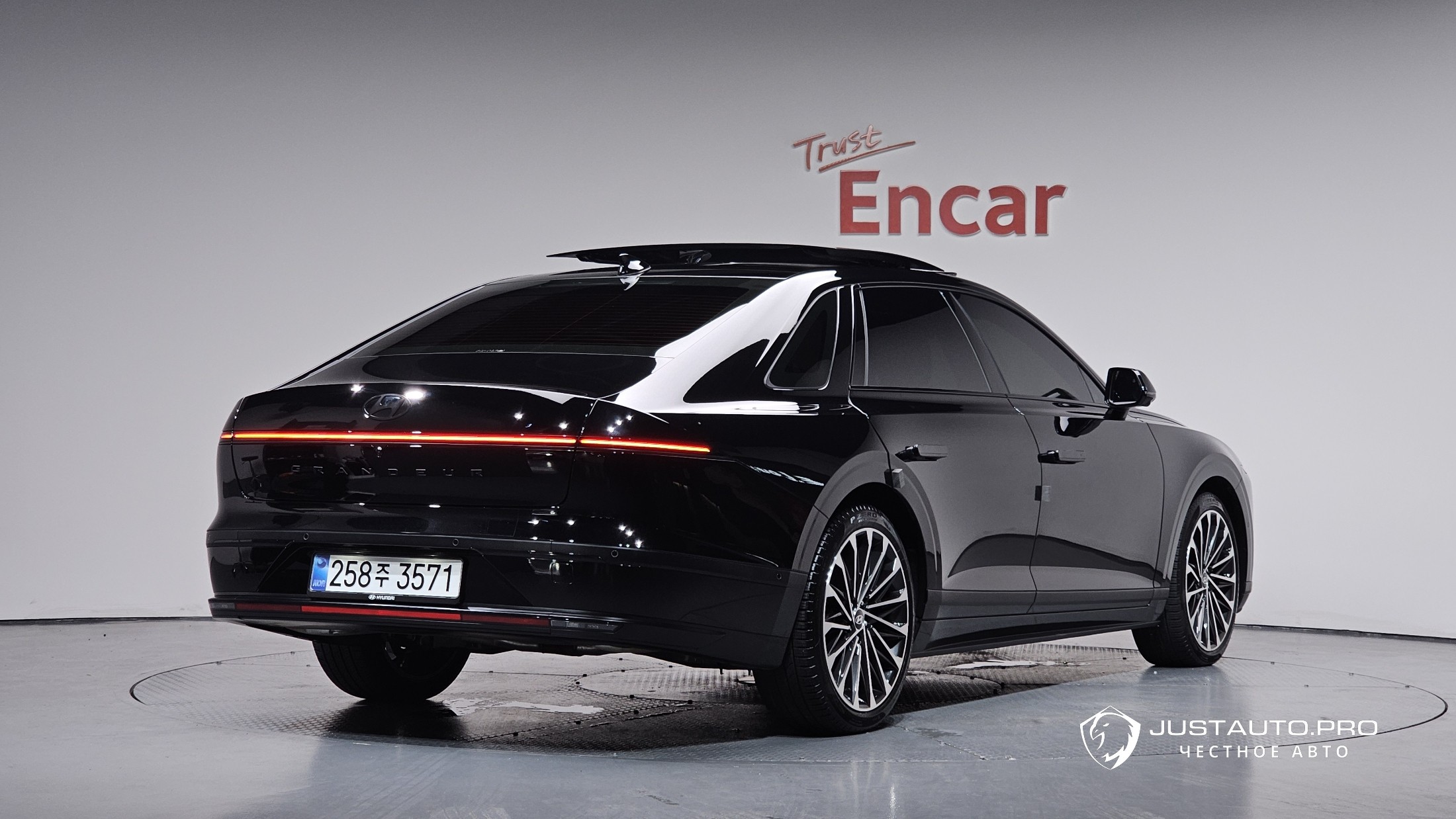Автомобиль Hyundai Grandeur