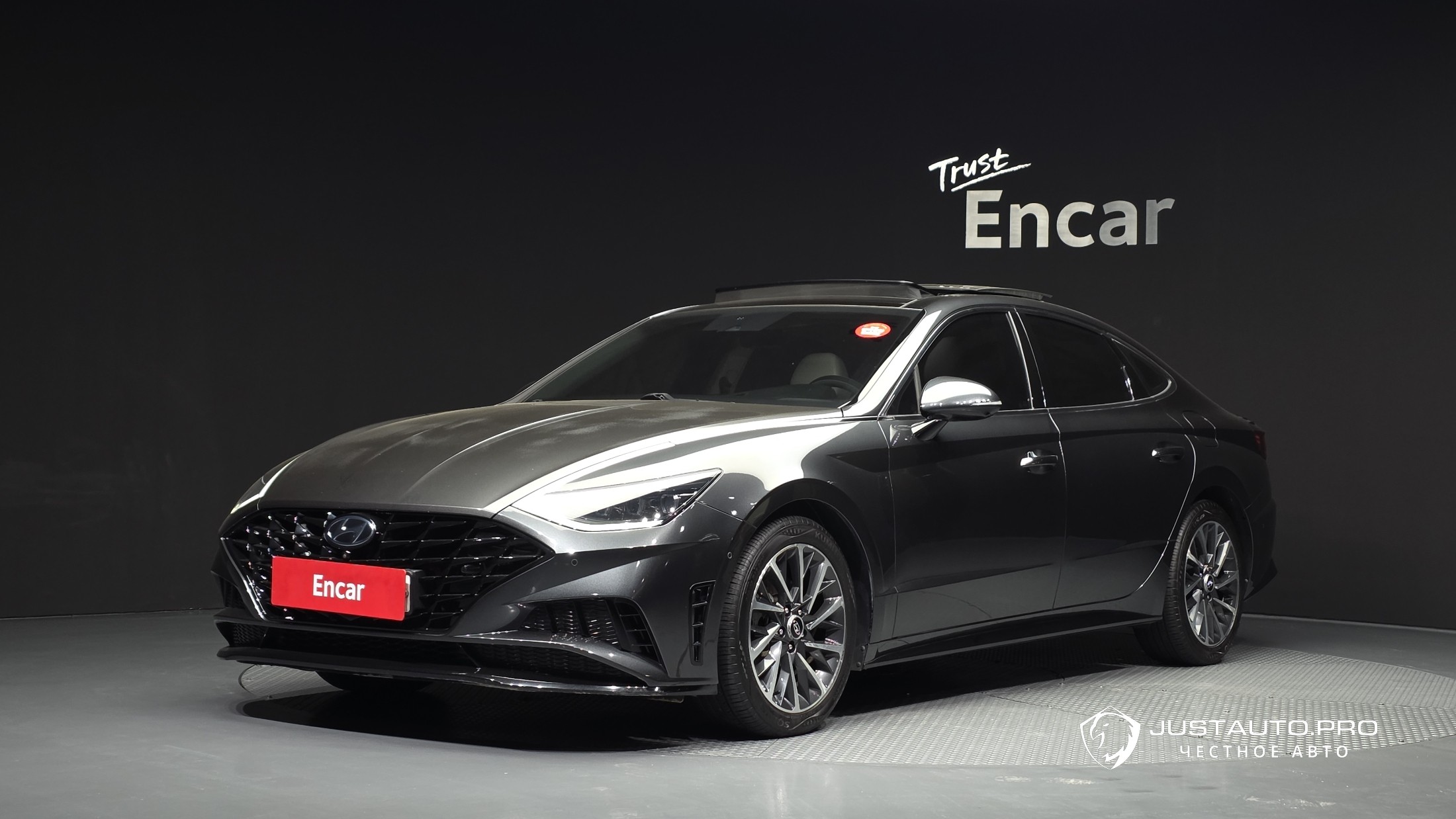 Автомобиль Hyundai Sonata
