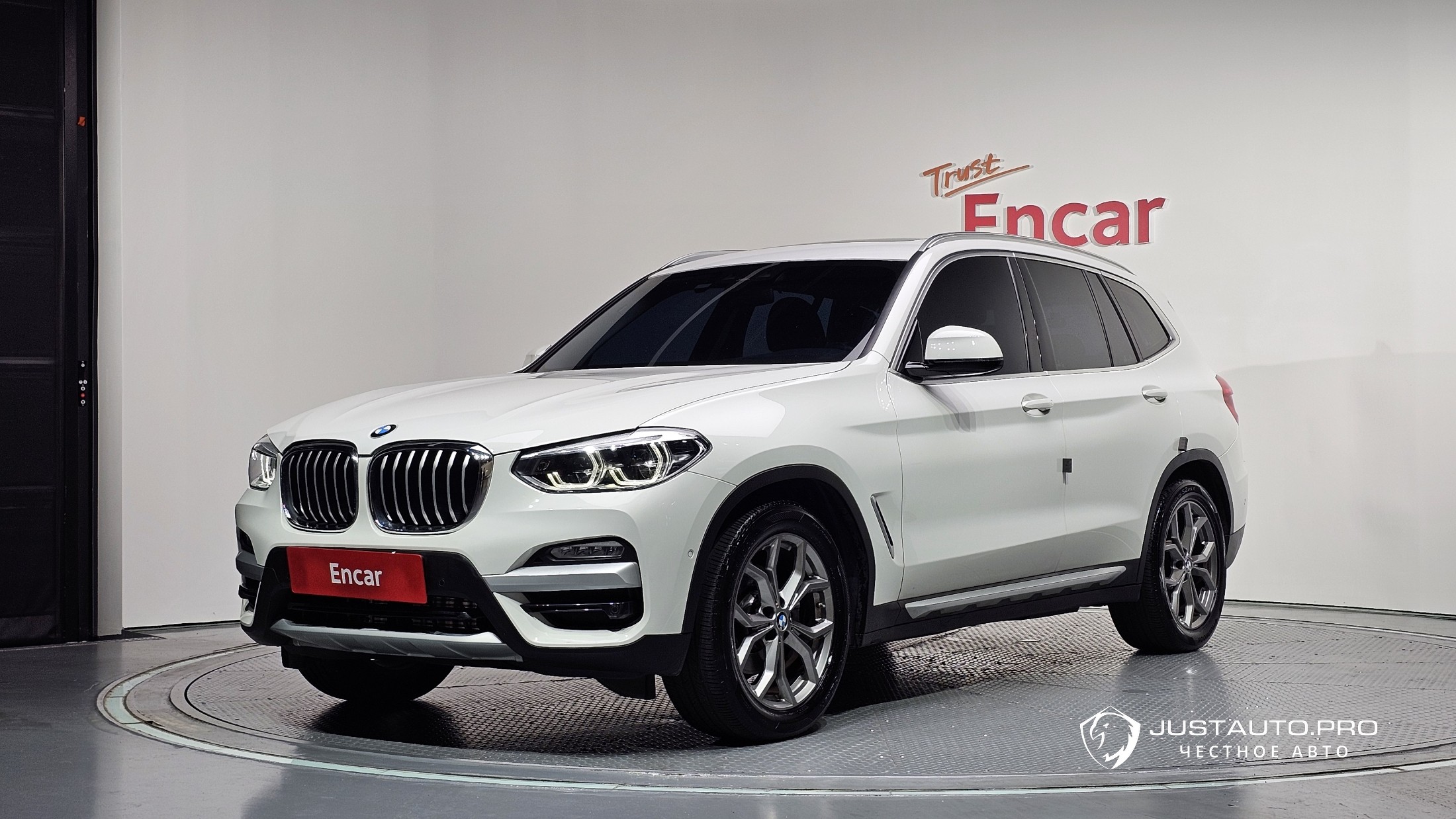 Автомобиль BMW X3
