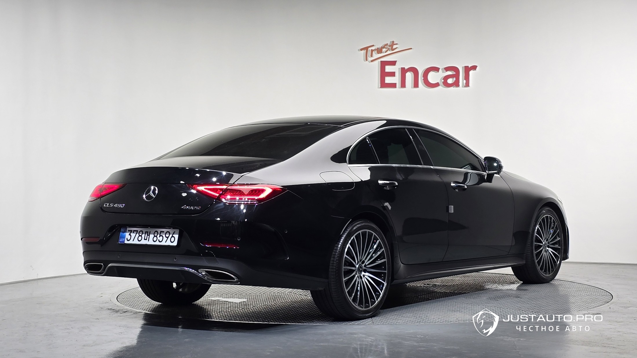 Автомобиль Mercedes-Benz CLS-Class