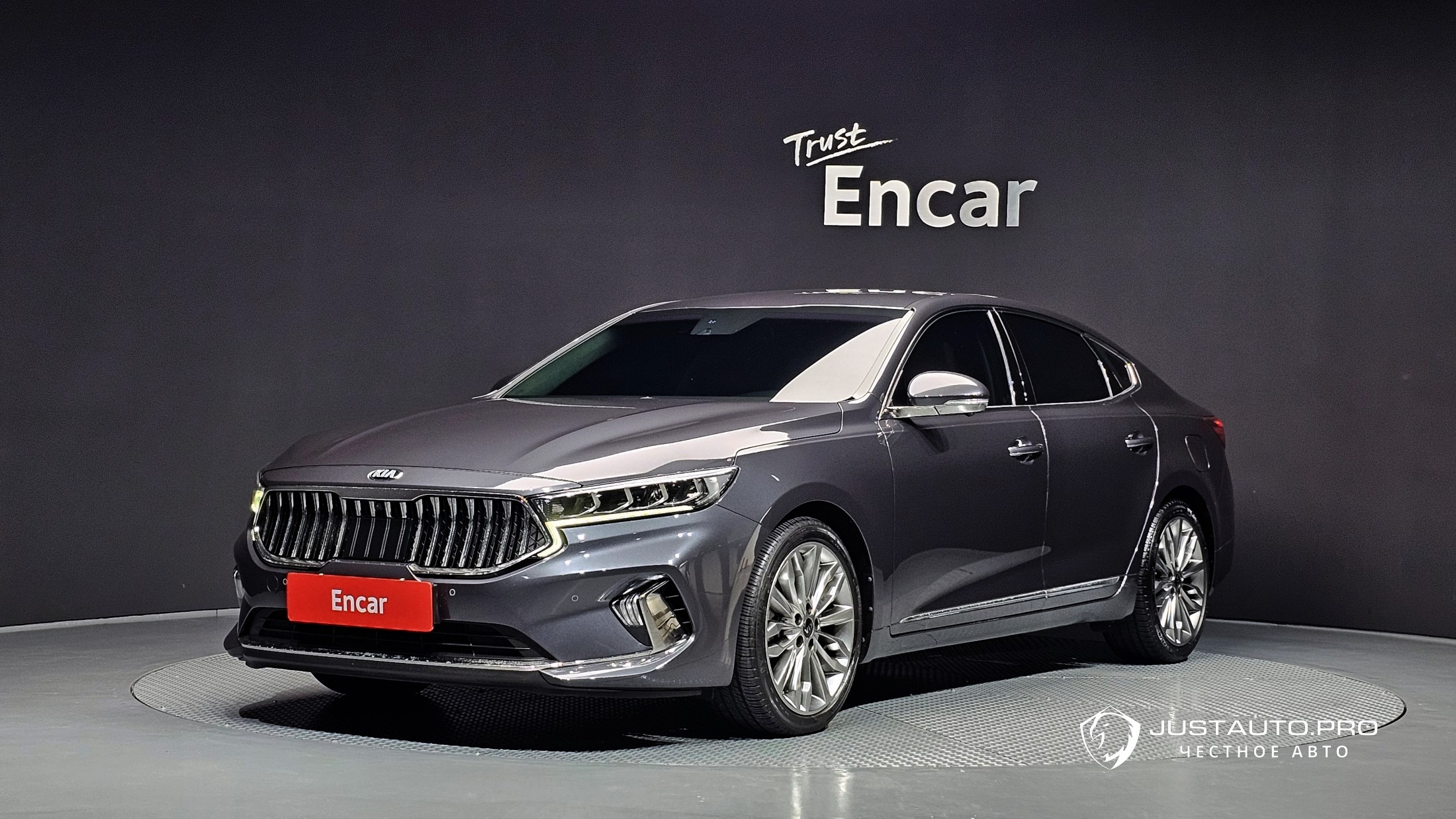 Автомобиль Kia K7