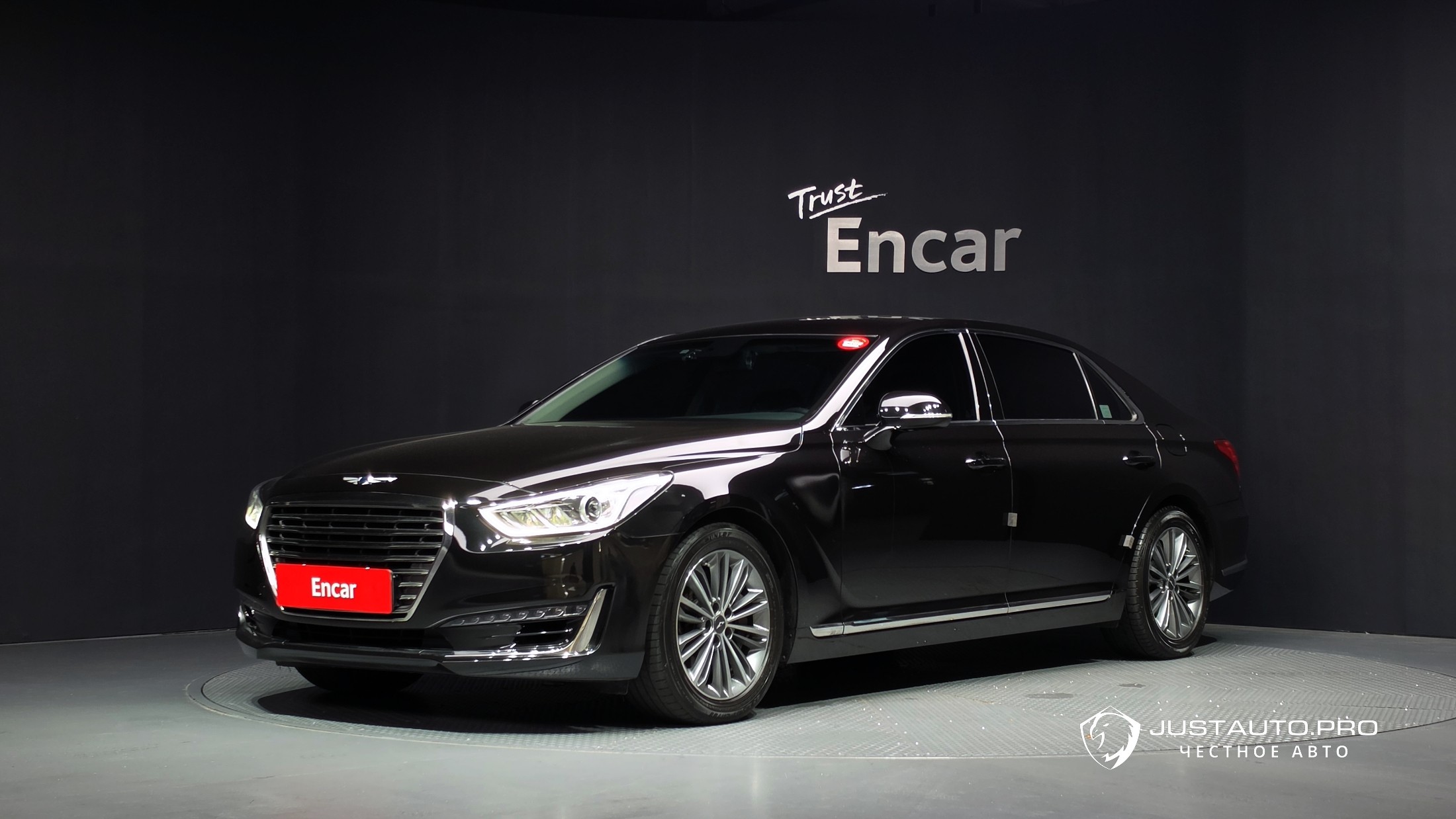 Автомобиль Genesis EQ900