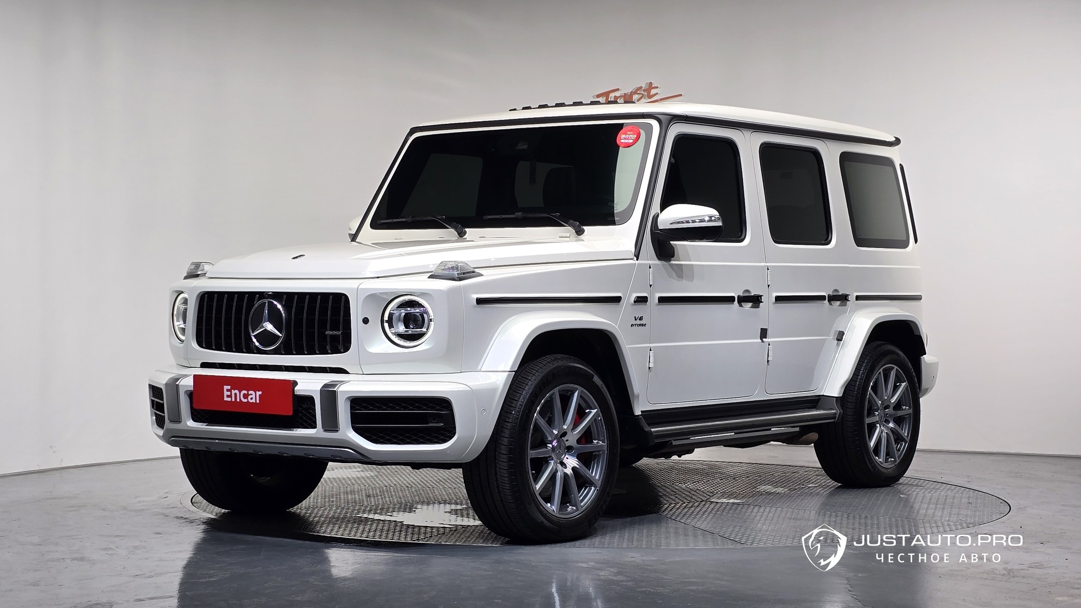 Автомобиль Mercedes-Benz G-Class