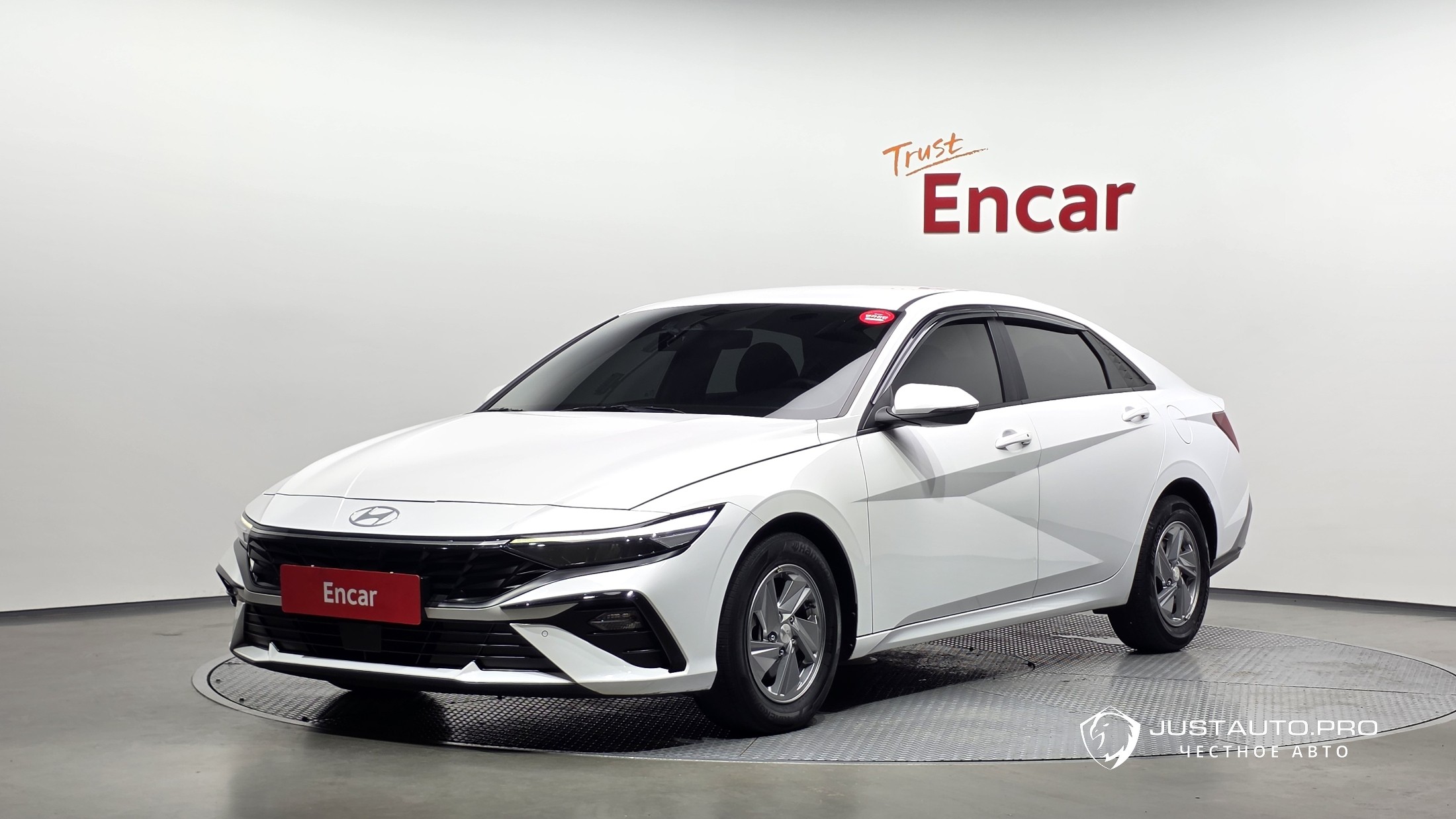 Автомобиль Hyundai AVANTE