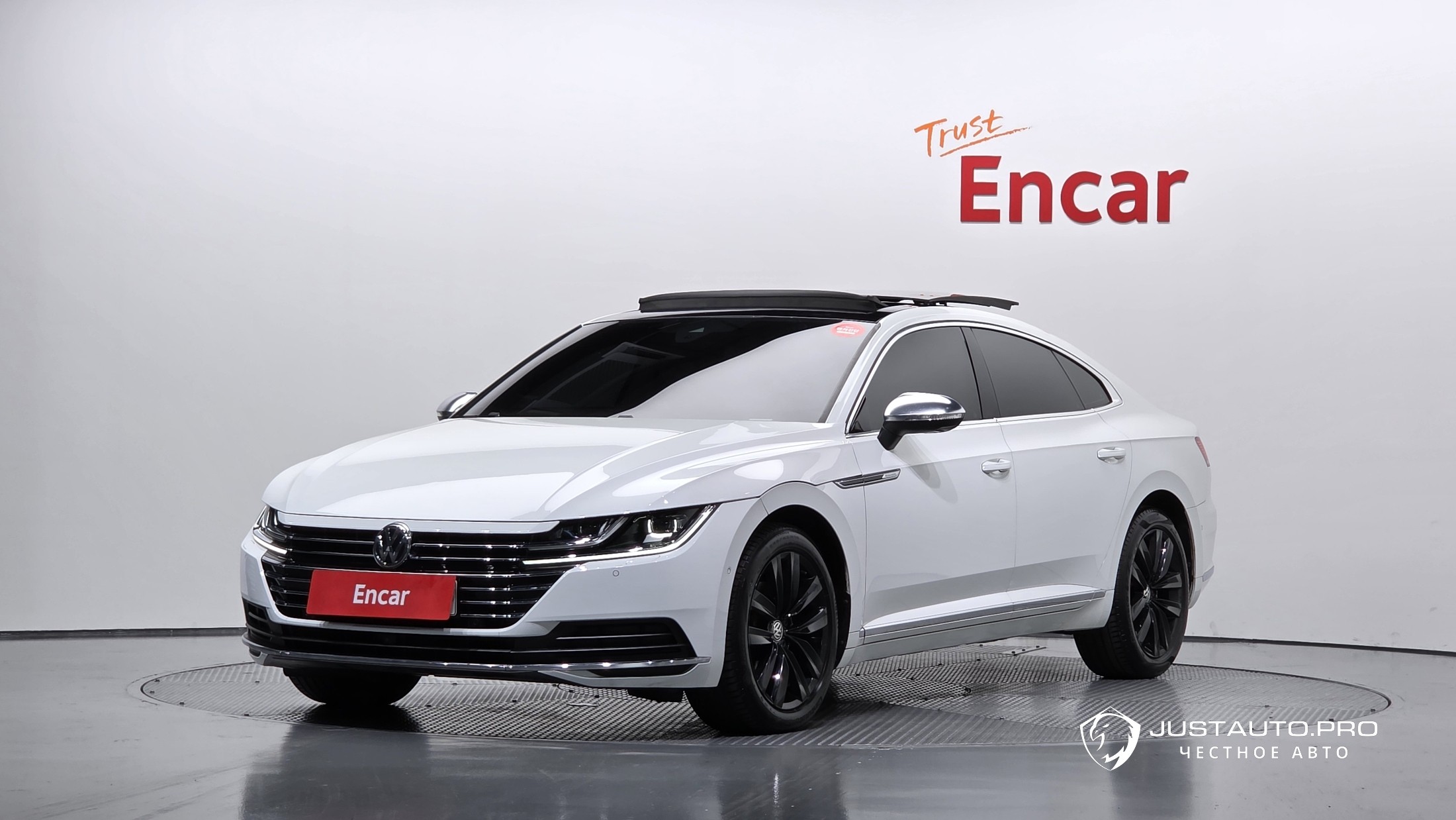 Автомобиль Volkswagen Arteon
