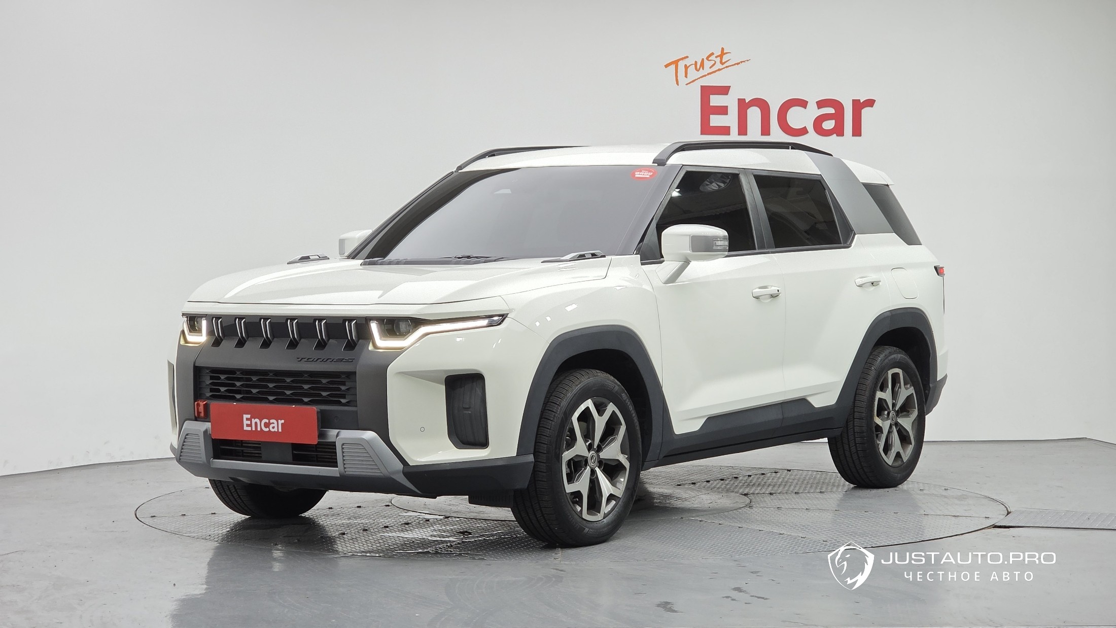 Автомобиль KG_Mobility_Ssangyong Torres