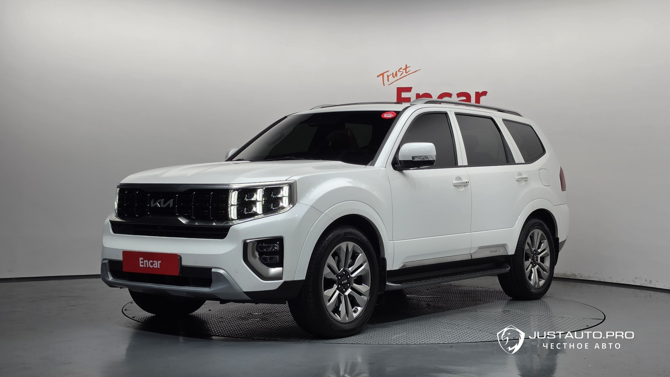 Автомобиль Kia Mohave
