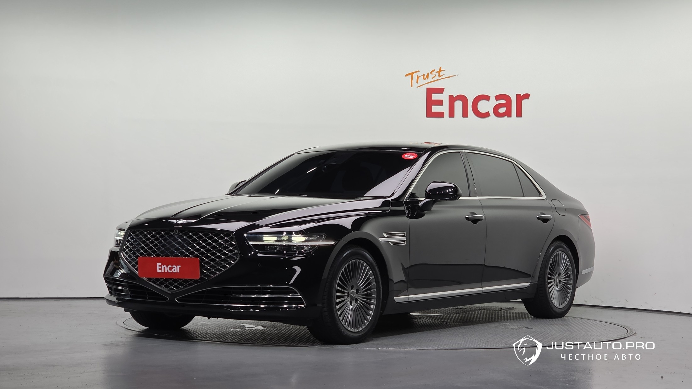 Автомобиль Genesis G90