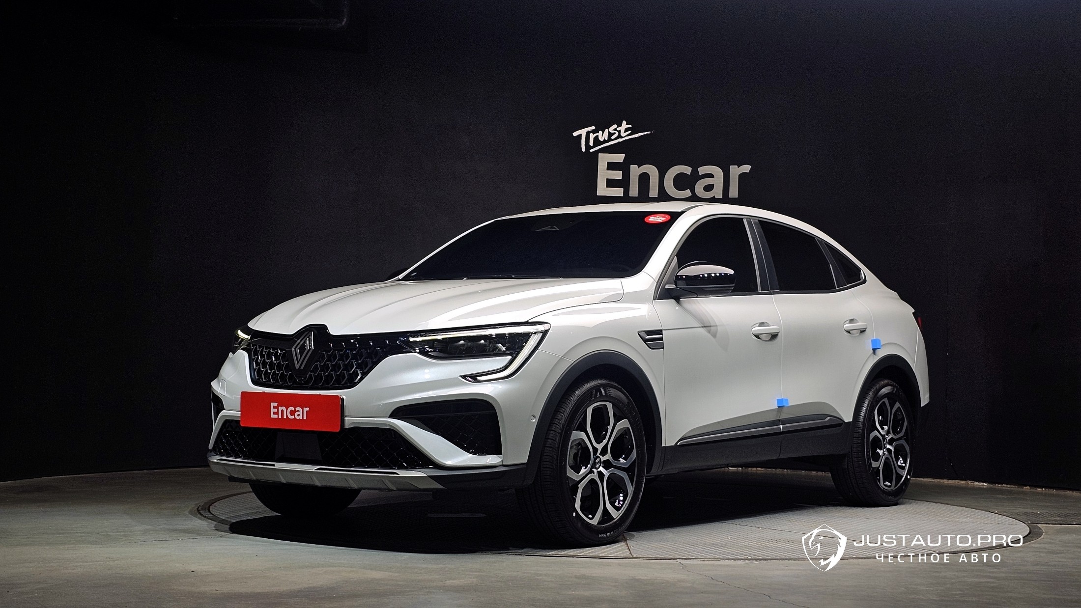 Автомобиль Renault-KoreaSamsung Arkana