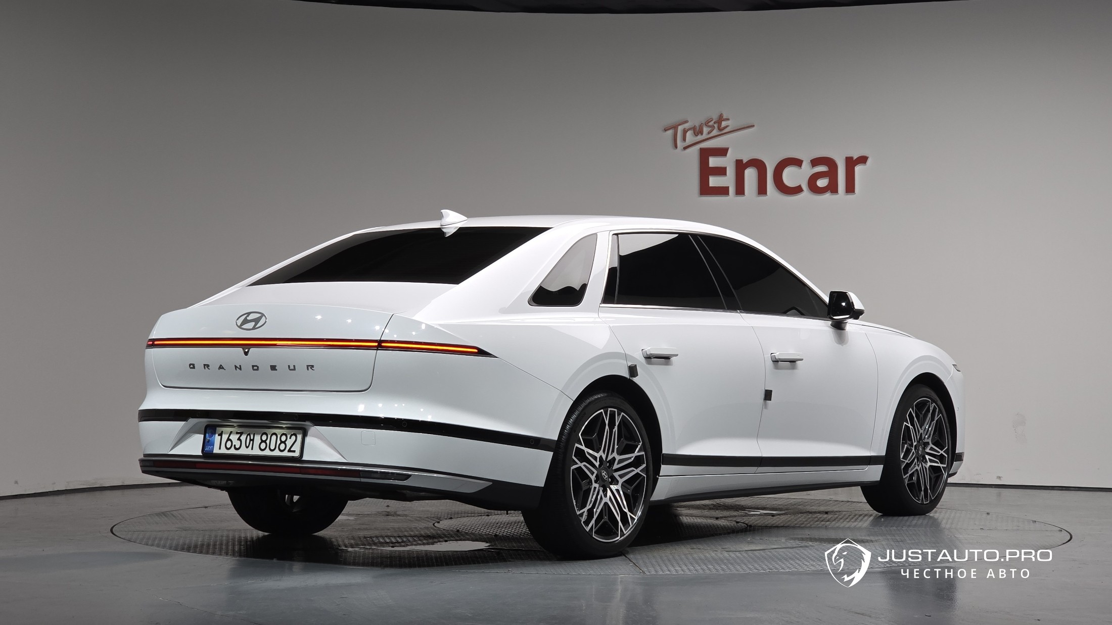 Автомобиль Hyundai Grandeur