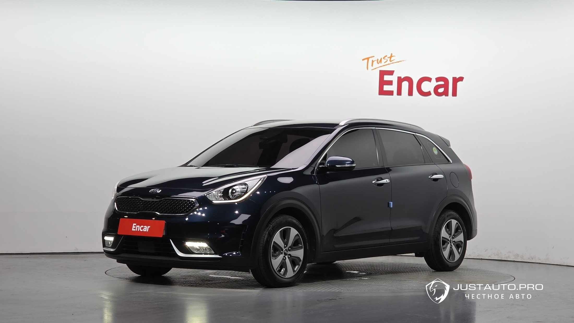 Автомобиль Kia Niro