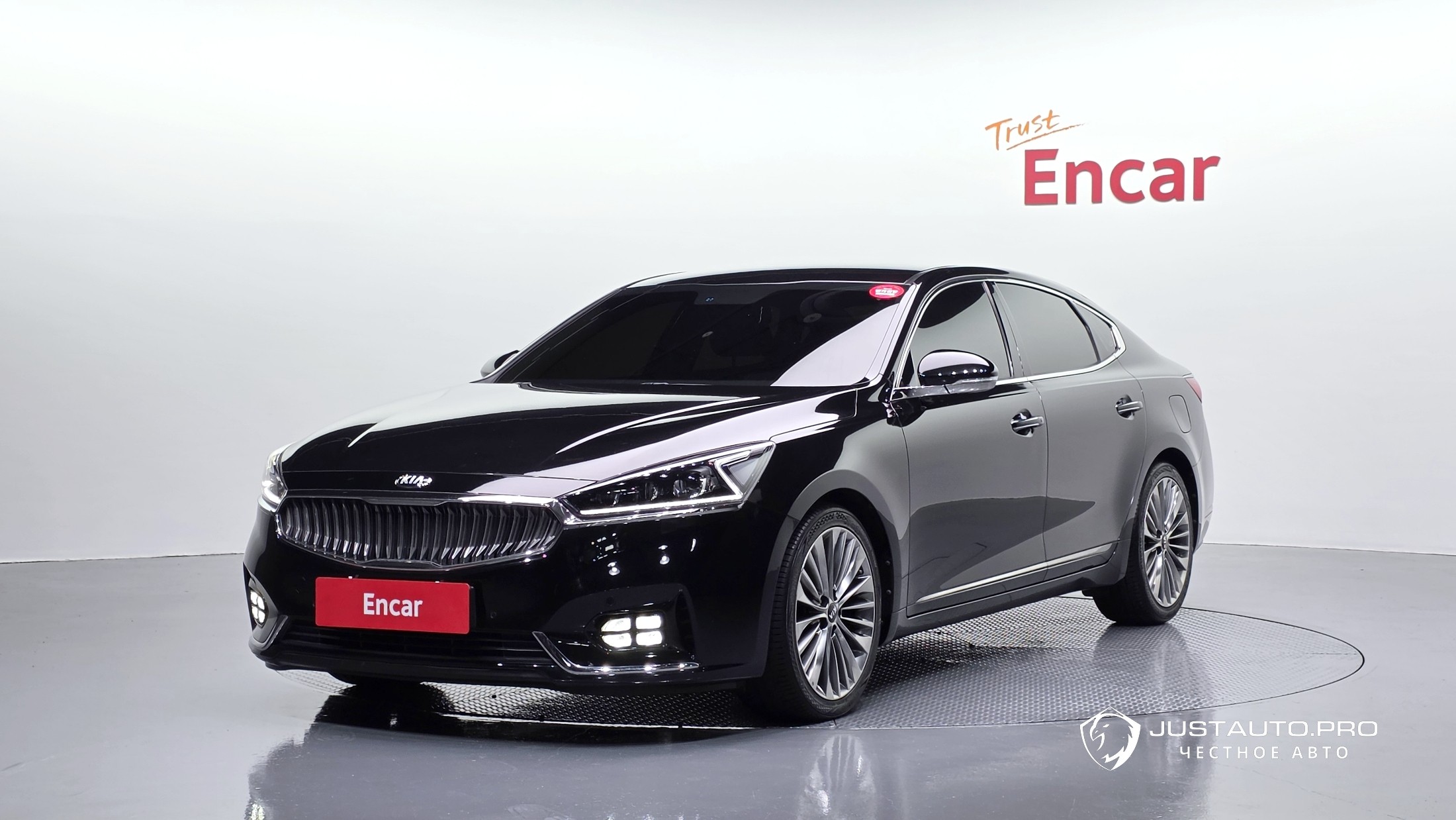 Автомобиль Kia K7