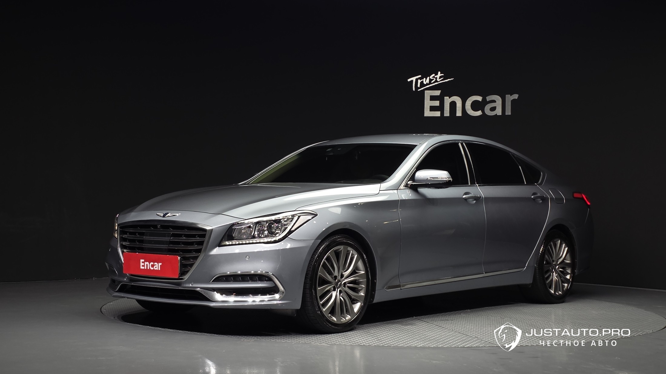 Автомобиль Genesis G80