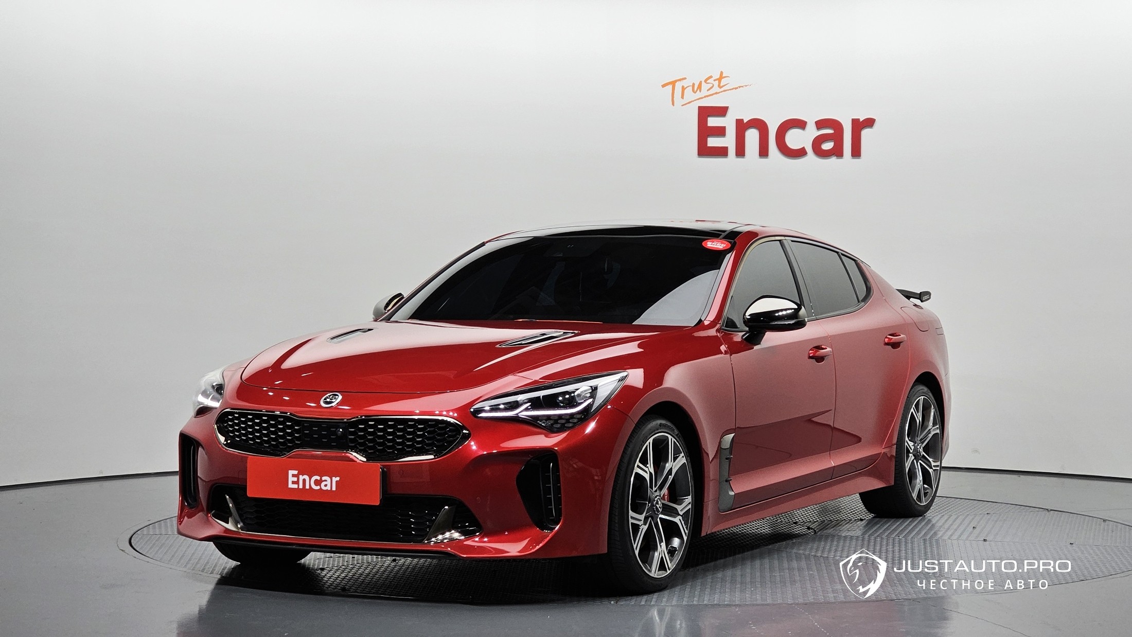 Автомобиль Kia Stinger