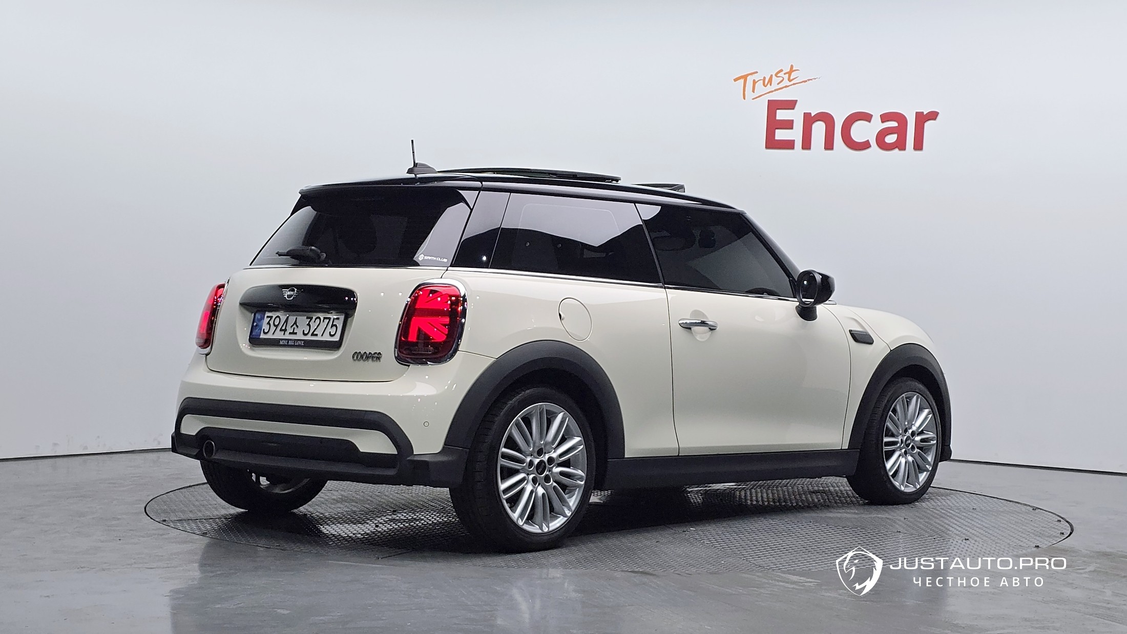 Автомобиль Mini Cooper