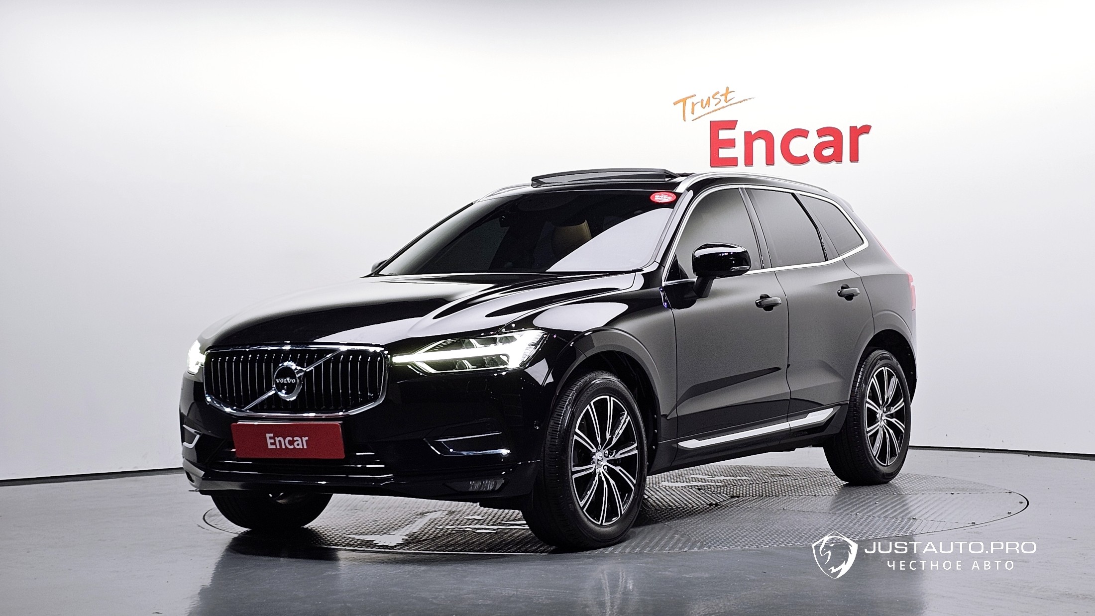 Автомобиль Volvo XC60