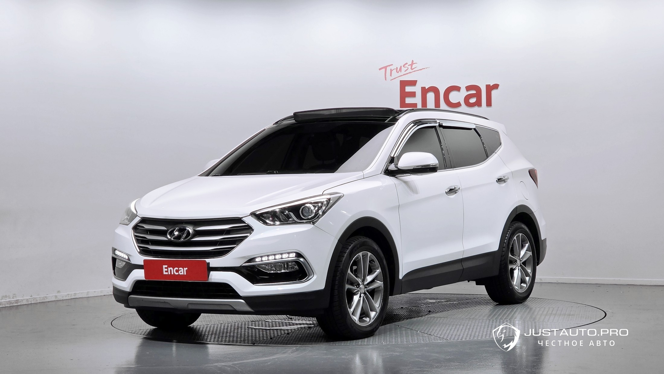 Автомобиль Hyundai Santafe
