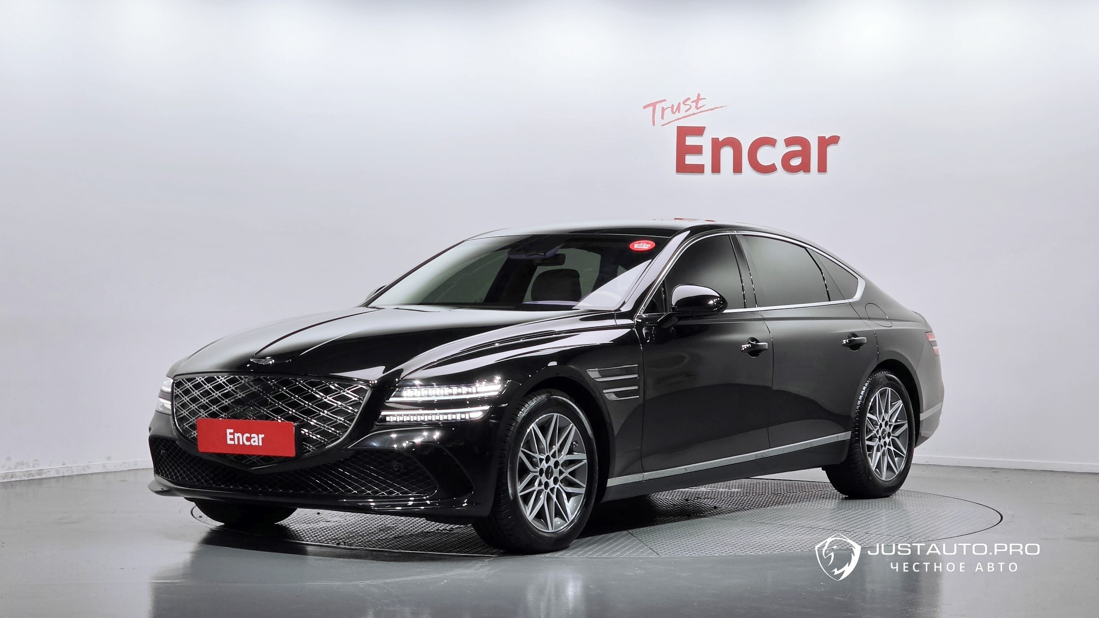 Автомобиль Genesis G80