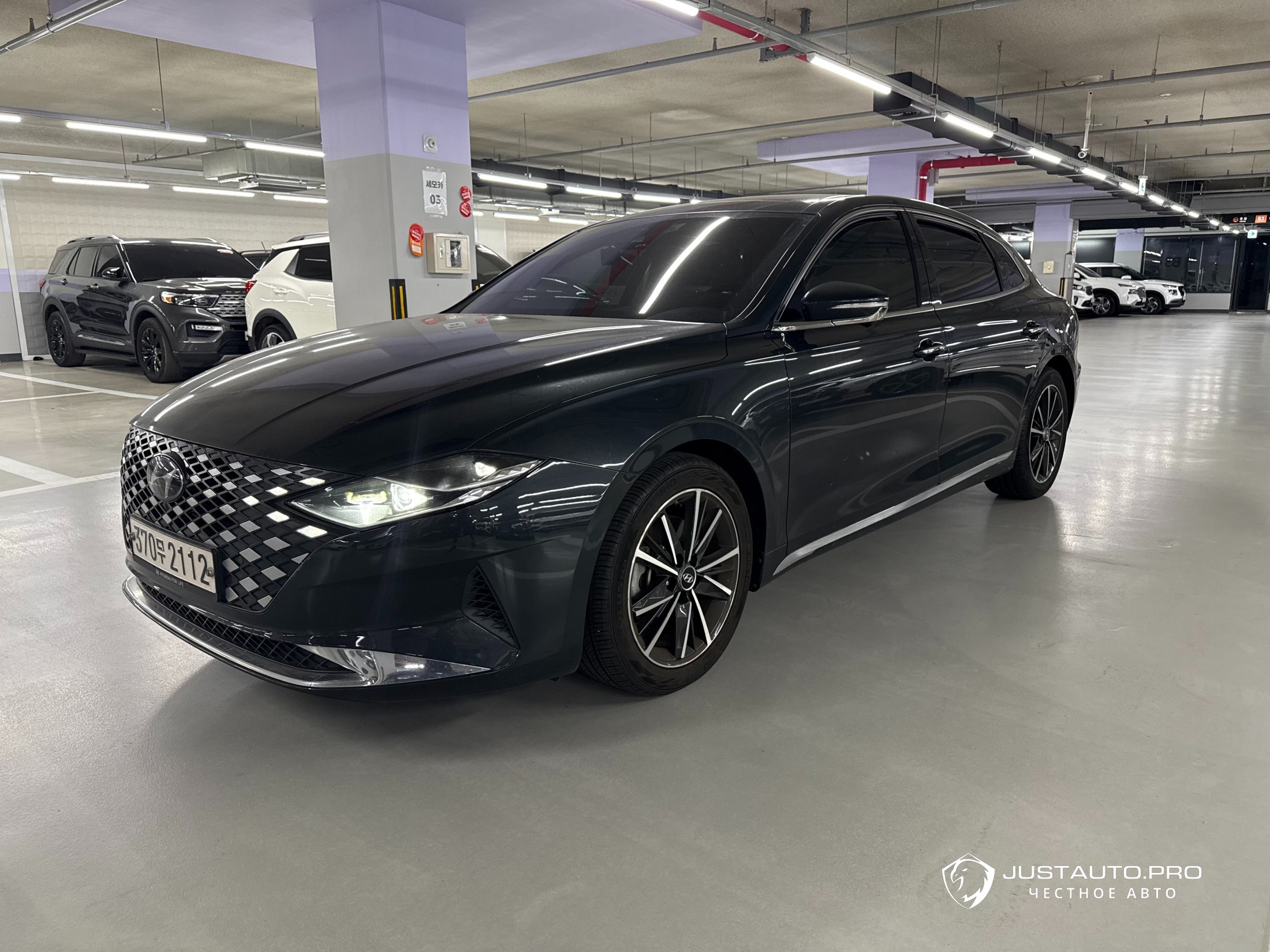 Автомобиль Hyundai Grandeur