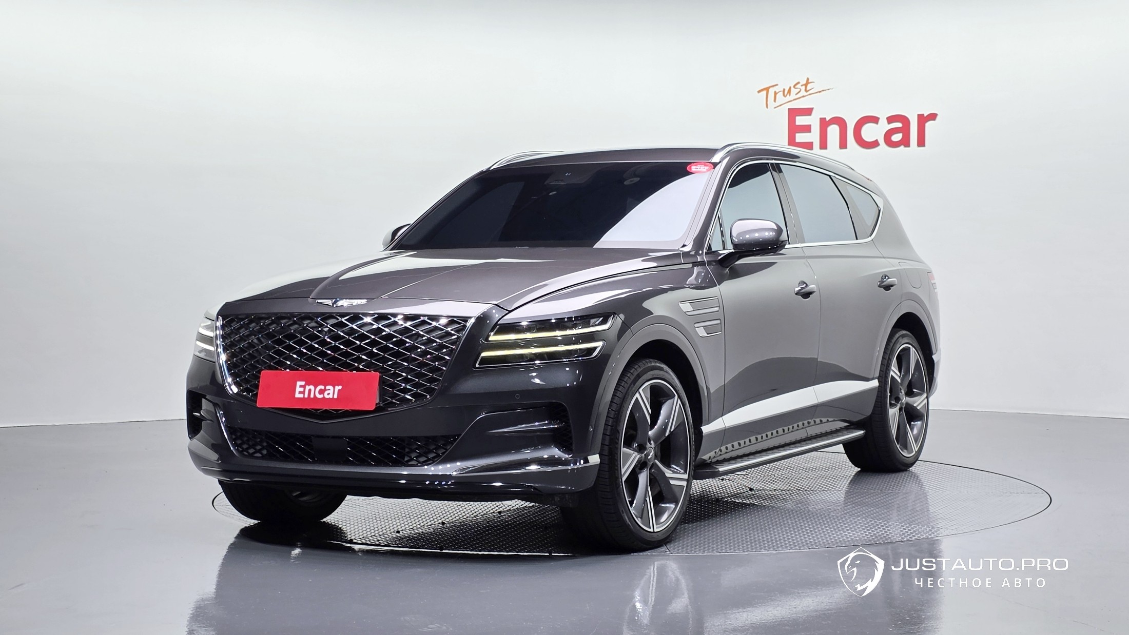 Автомобиль Genesis GV80