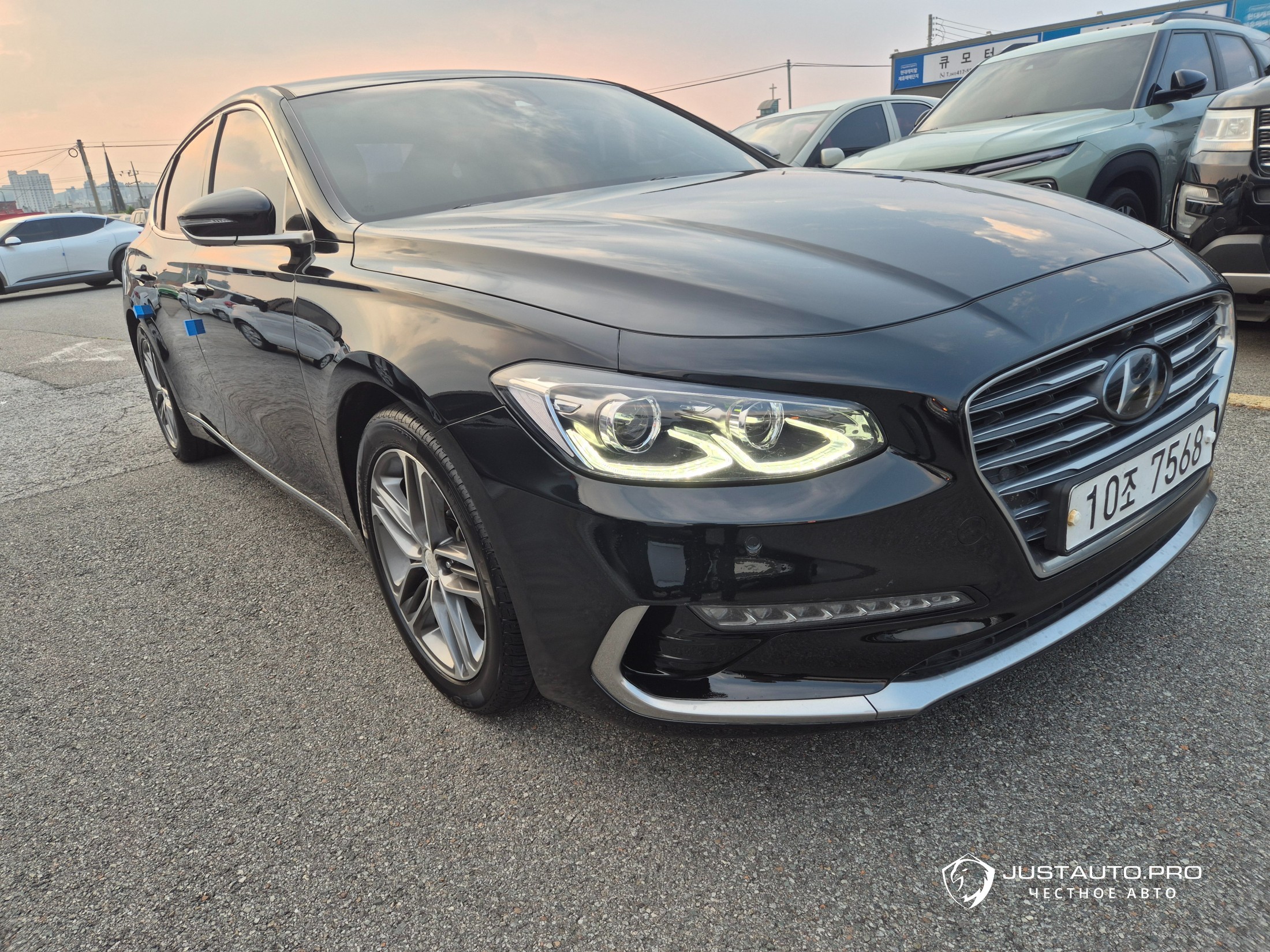 Автомобиль Hyundai Grandeur