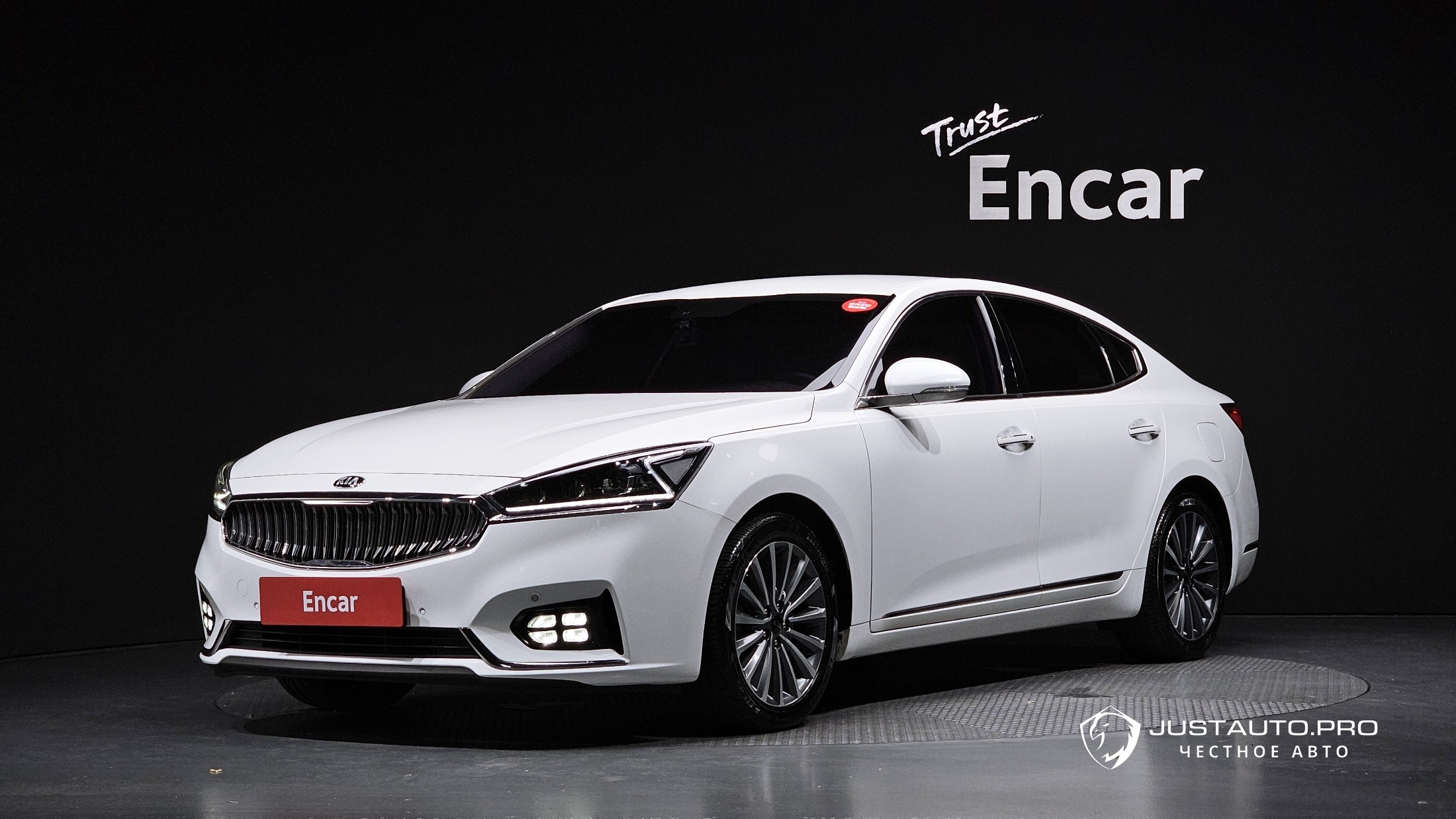 Автомобиль Kia K7