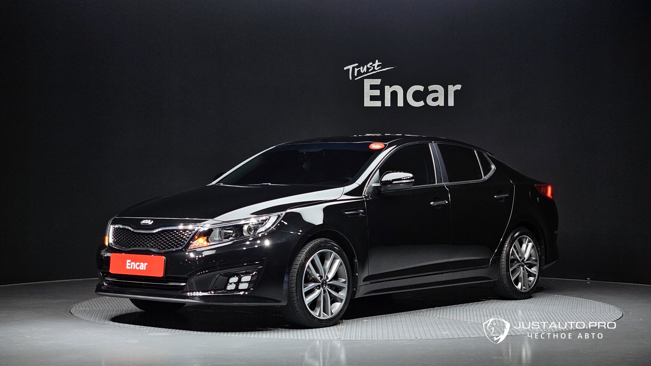 Автомобиль Kia K5