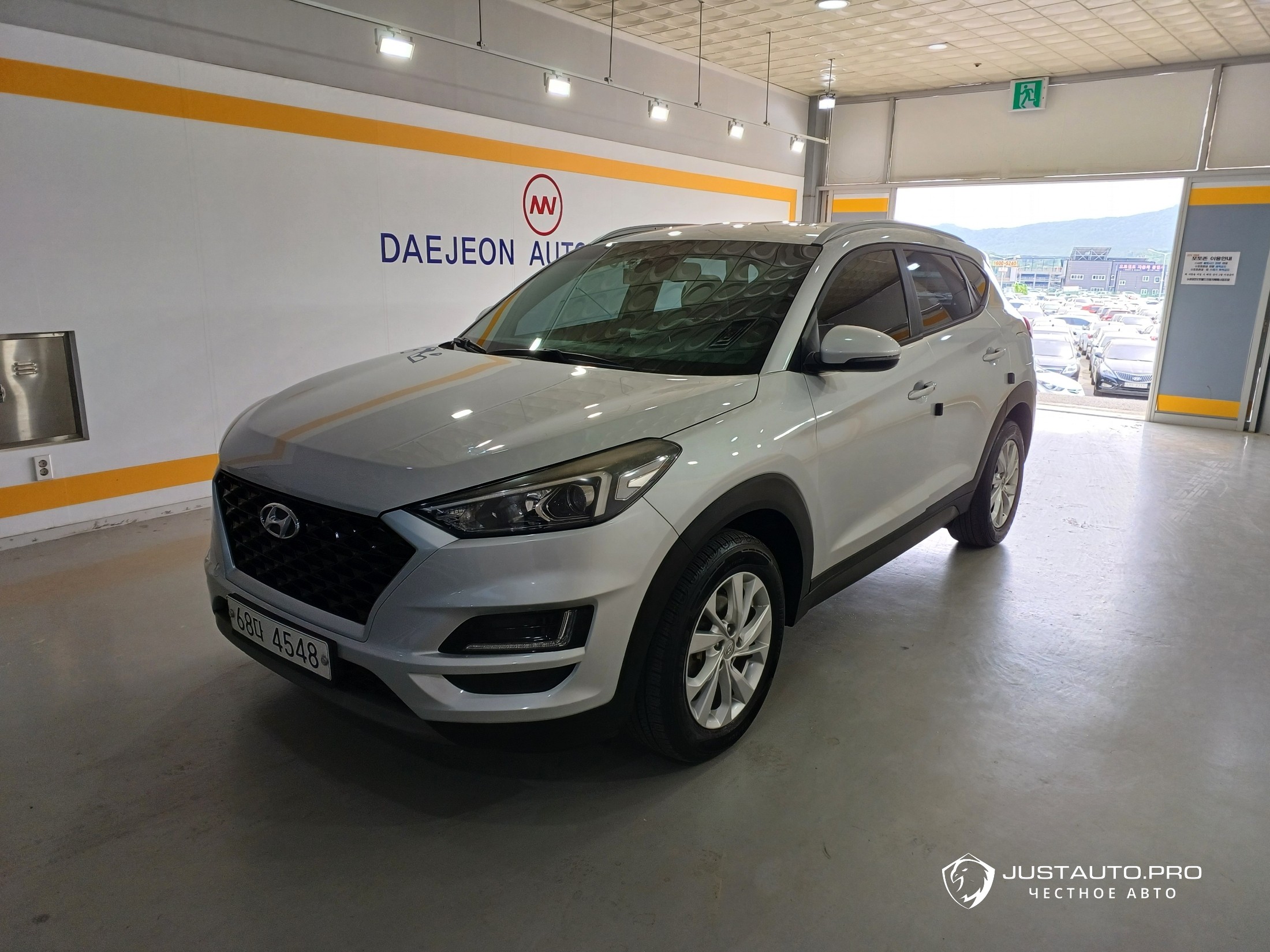 Автомобиль Hyundai Tucson