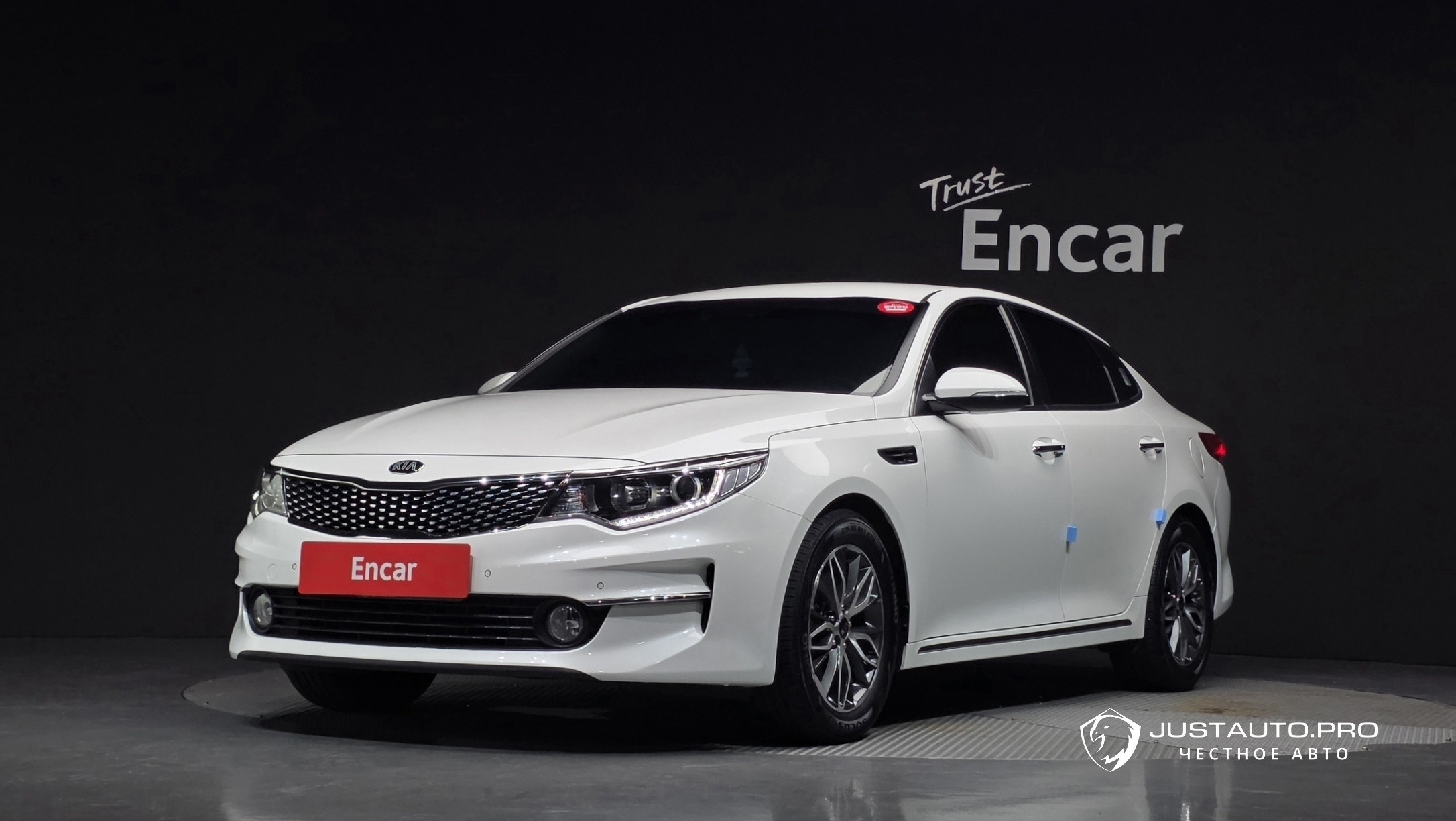 Автомобиль Kia K5