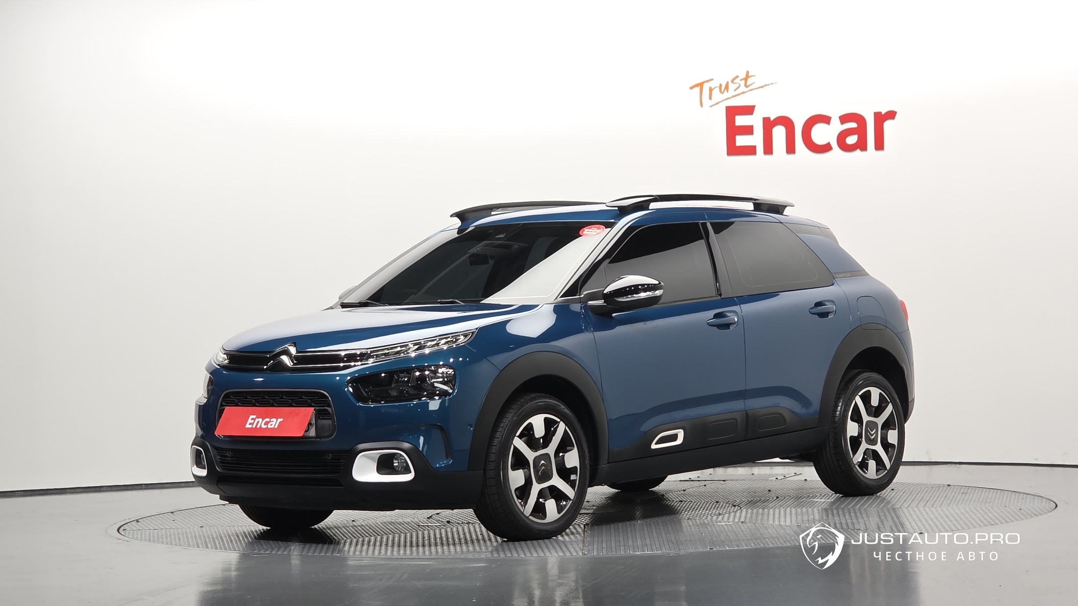 Автомобиль Citroen-DS C4 CACTUS