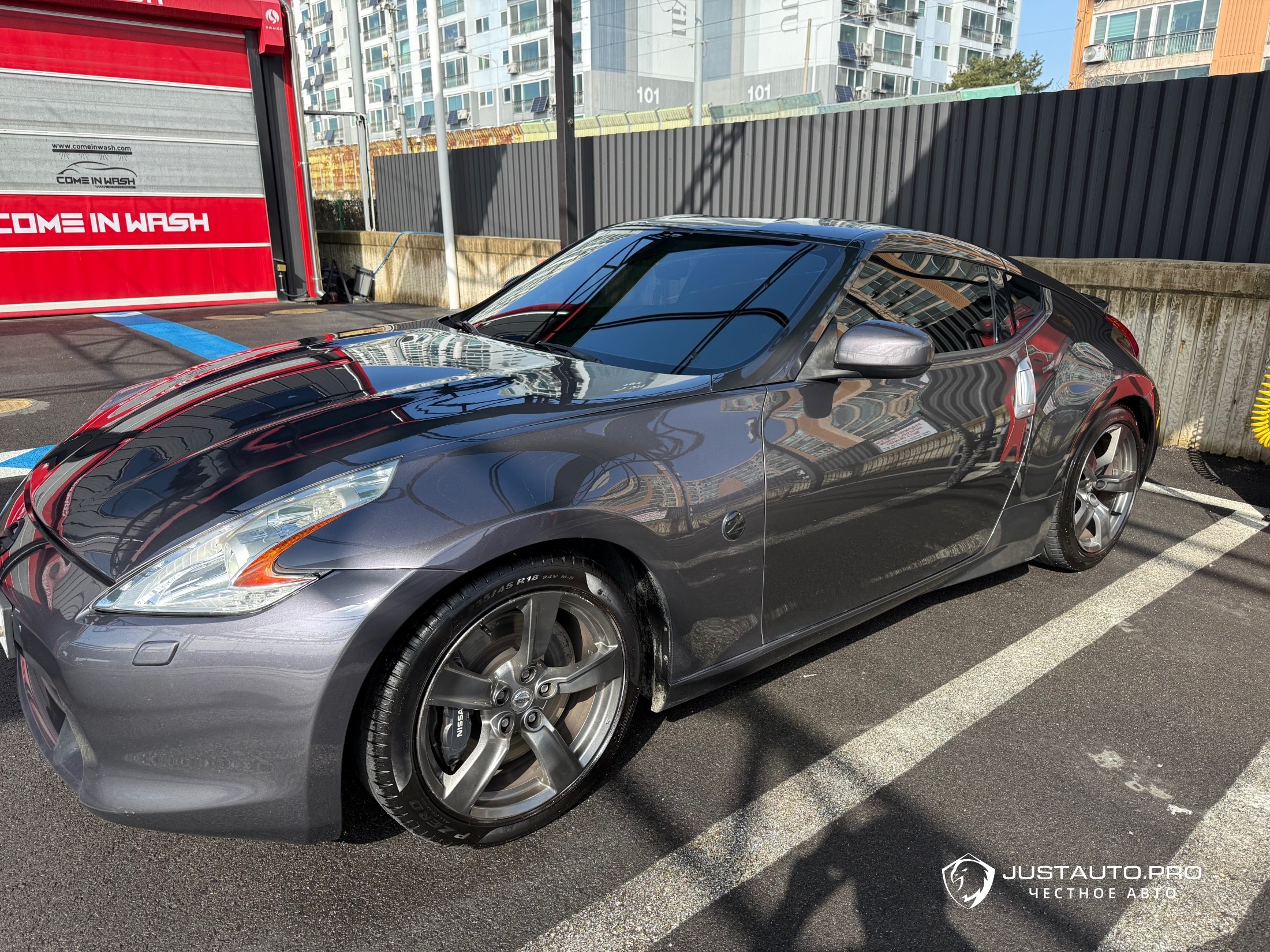 Автомобиль Nissan 370Z