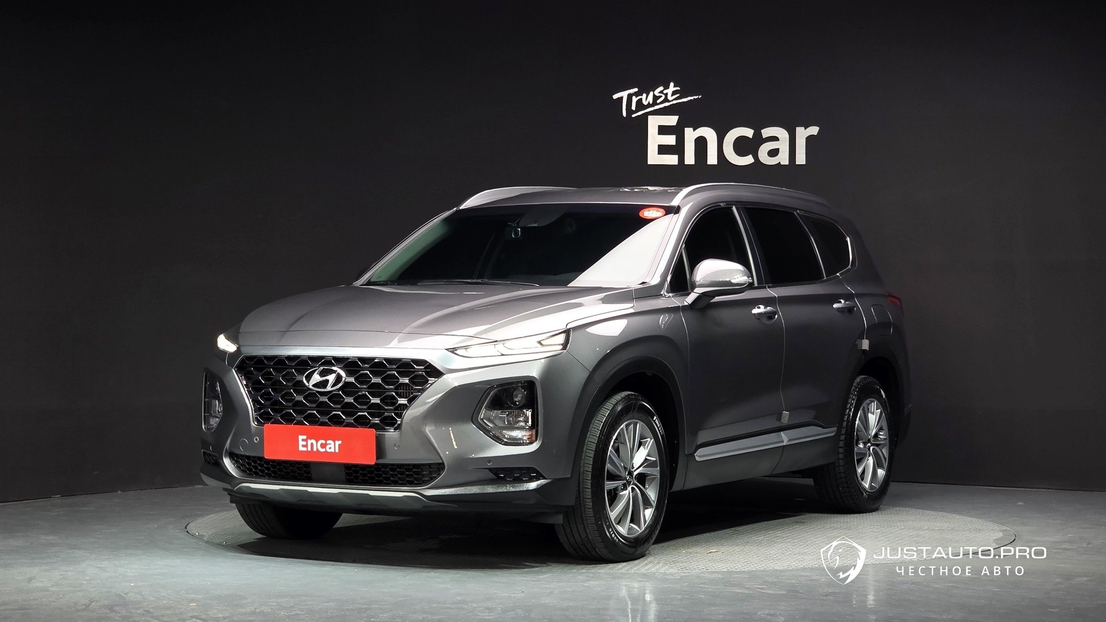 Автомобиль Hyundai Santafe