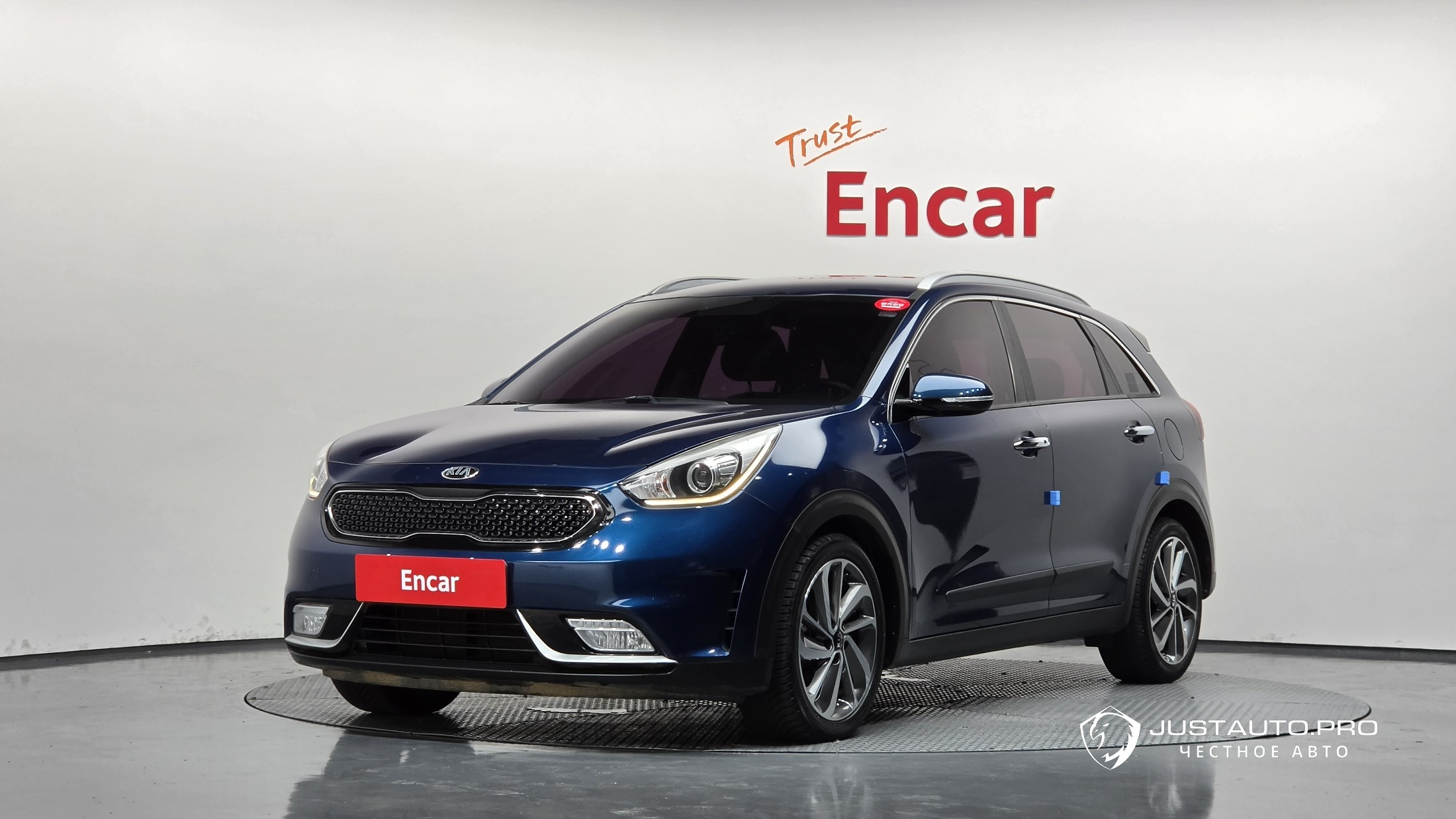 Автомобиль Kia Niro