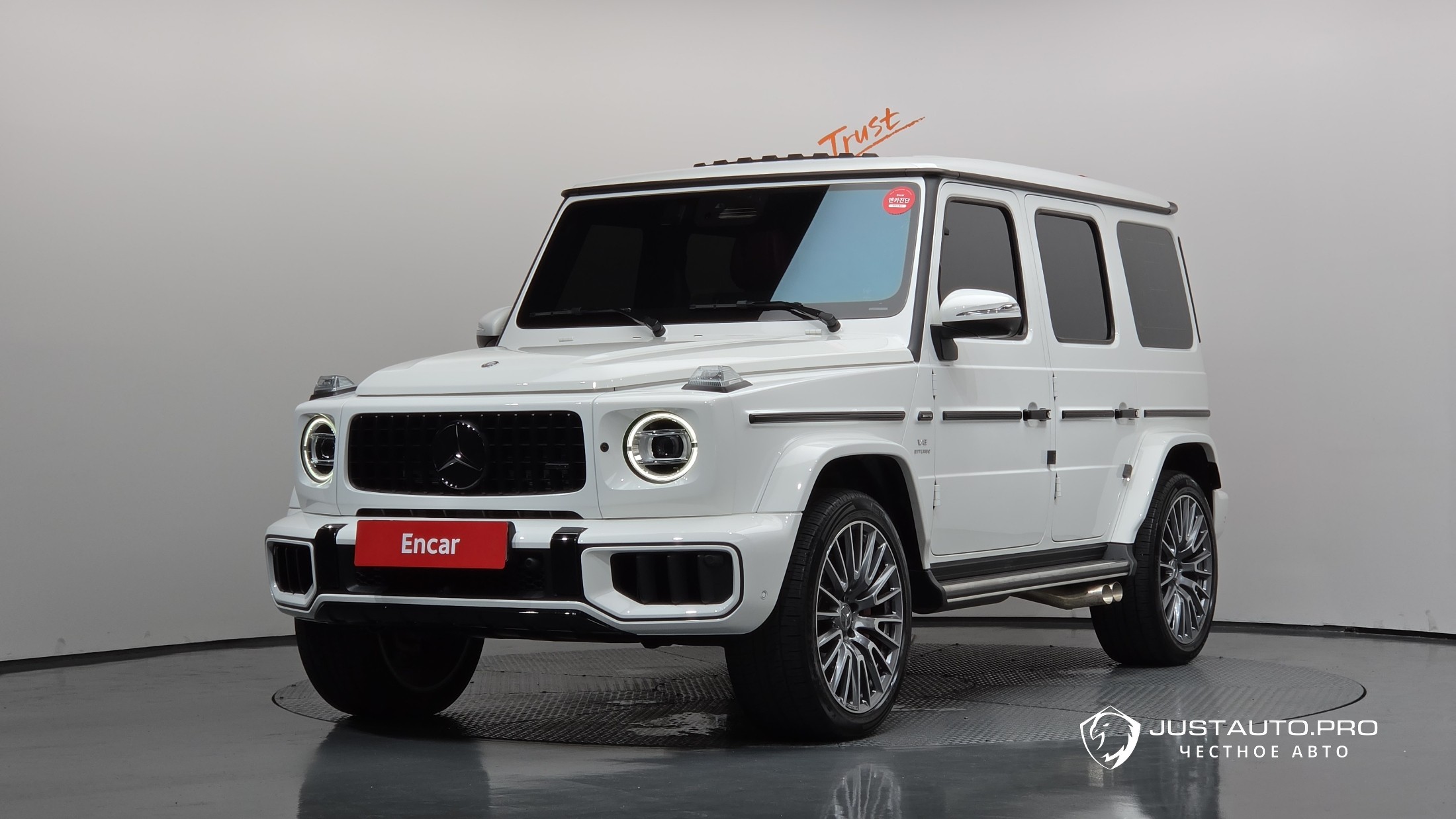 Автомобиль Mercedes-Benz G-Class