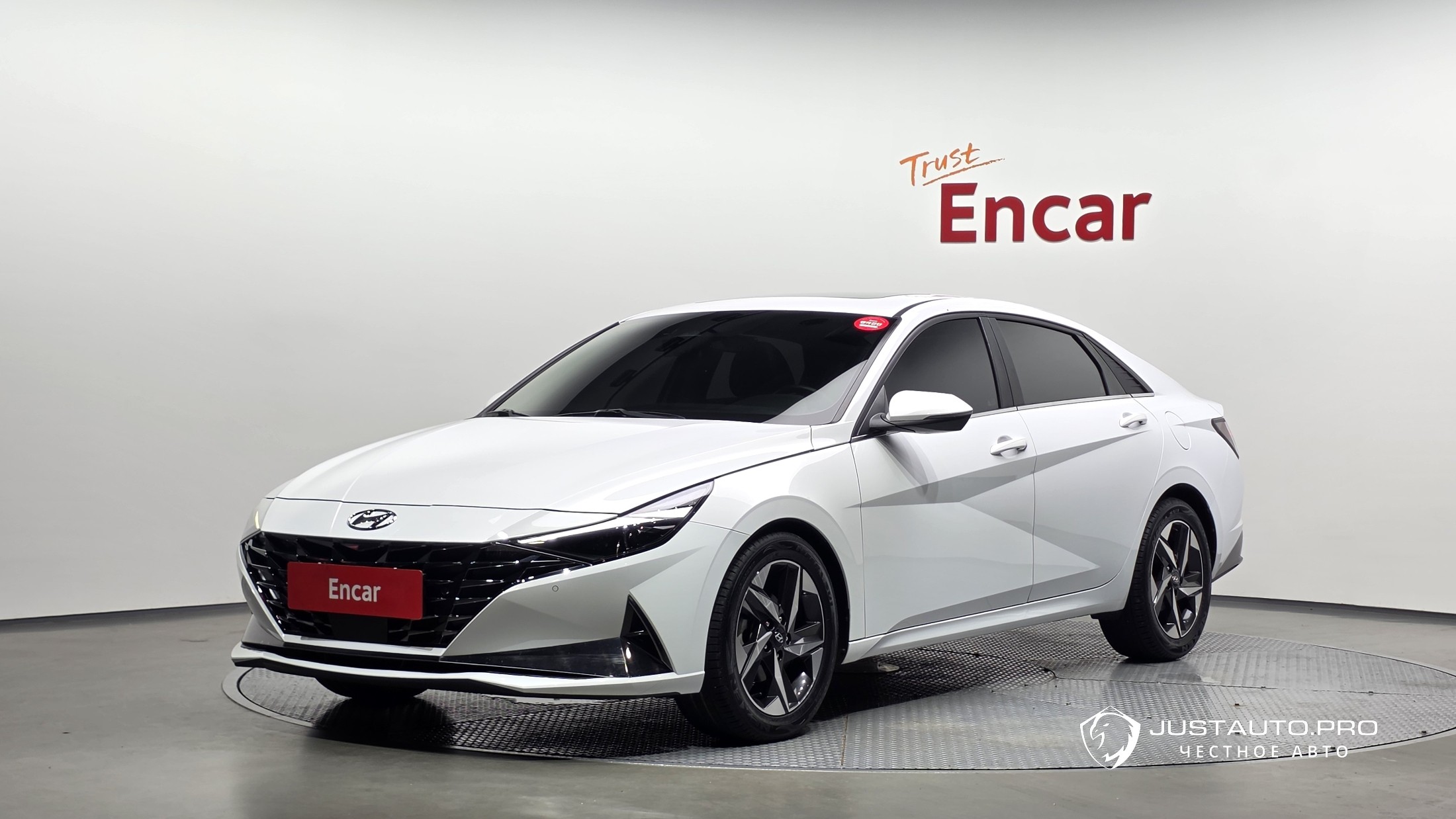 Автомобиль Hyundai AVANTE