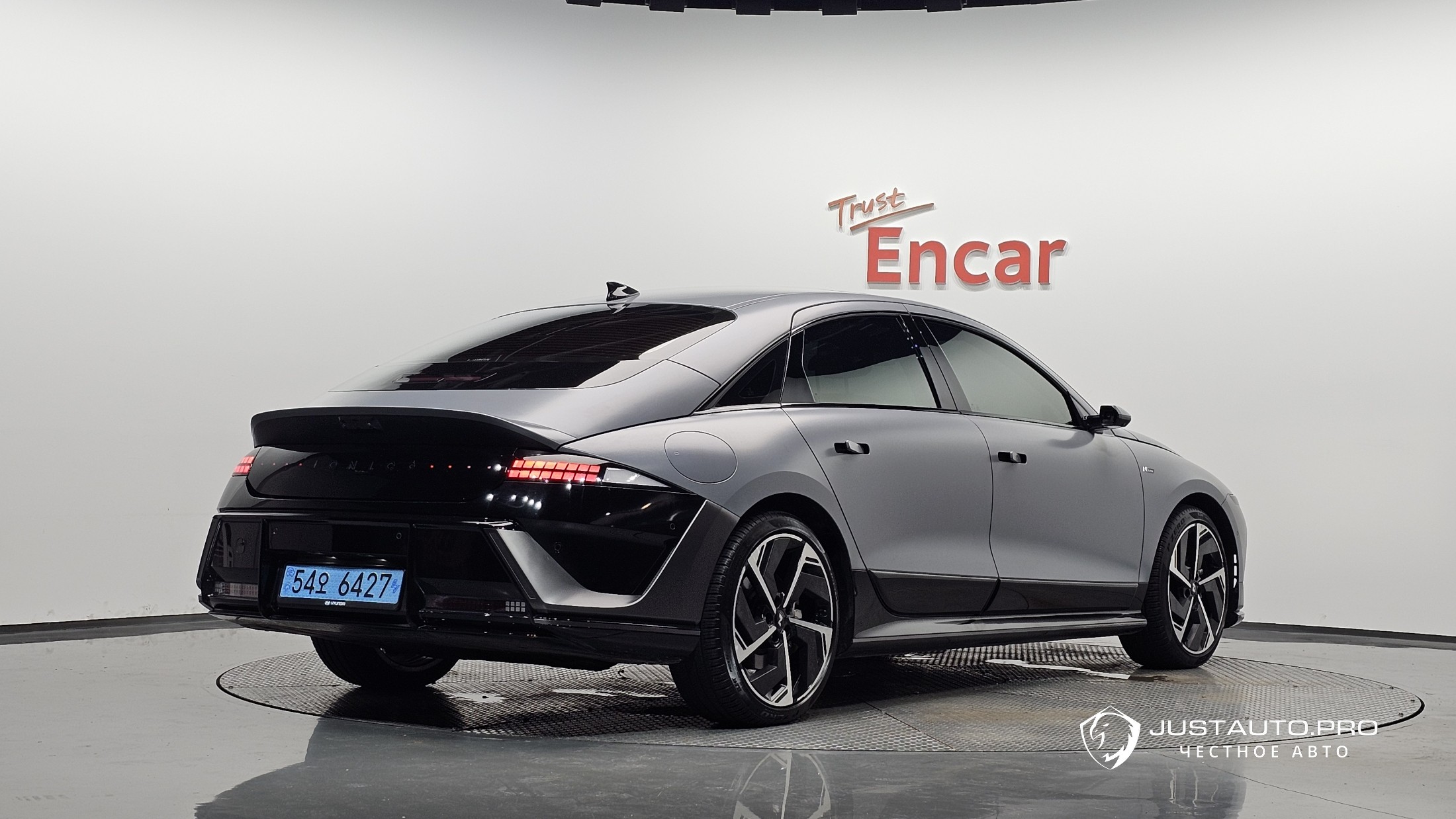 Автомобиль Hyundai Ioniq6